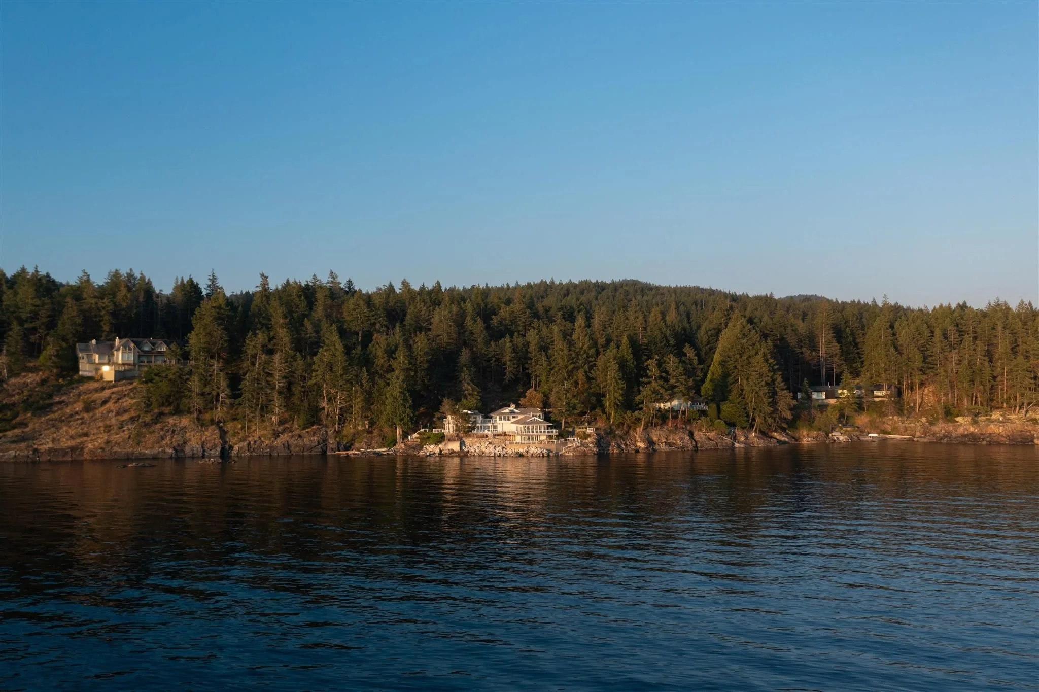180 degree ocean views Villa Sol Sunshine Coast BC