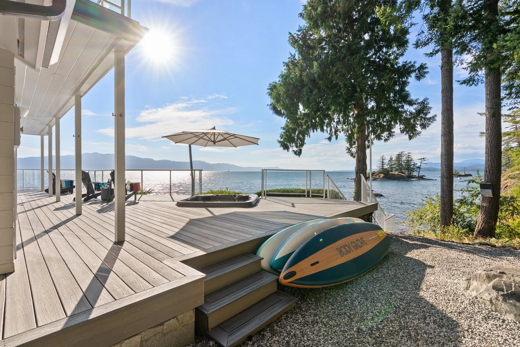 11113 Sunshine Coast Highway Halfmoon Bay 26.jpg