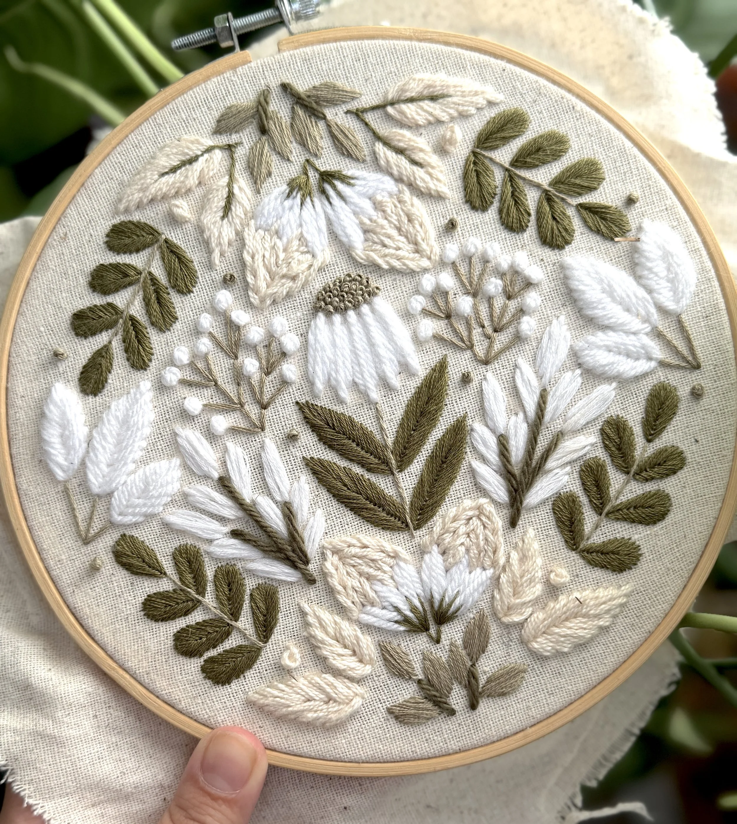 neutral-leaves.jpg