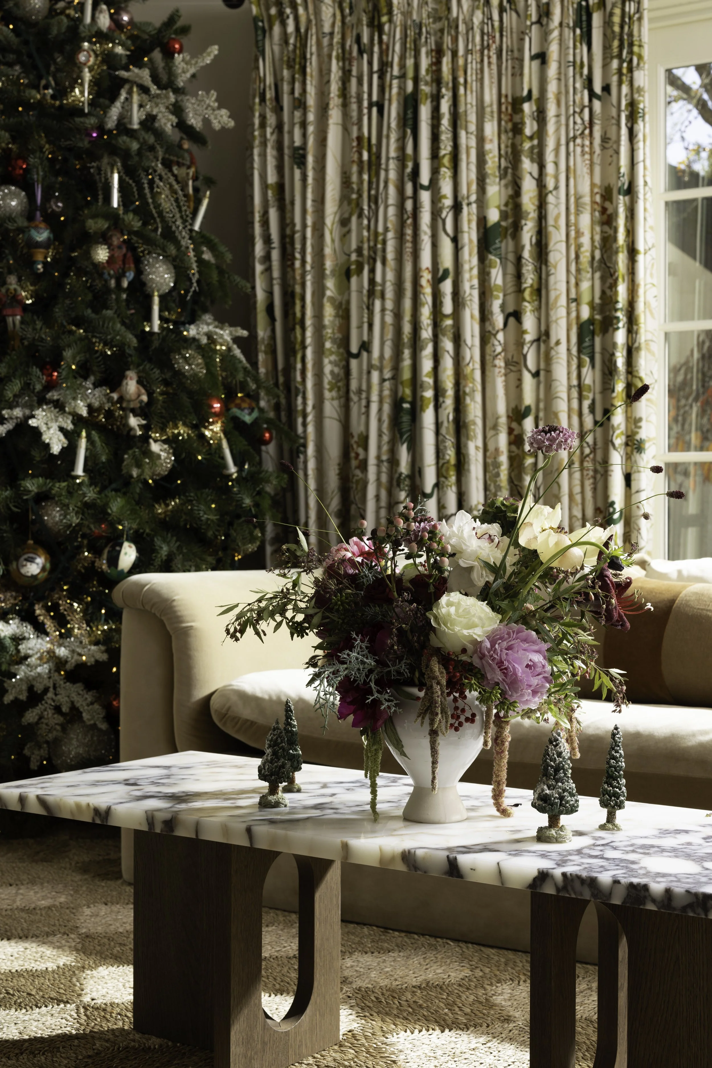 12.12.25_JOlson_ChristmasShoot9730.jpg