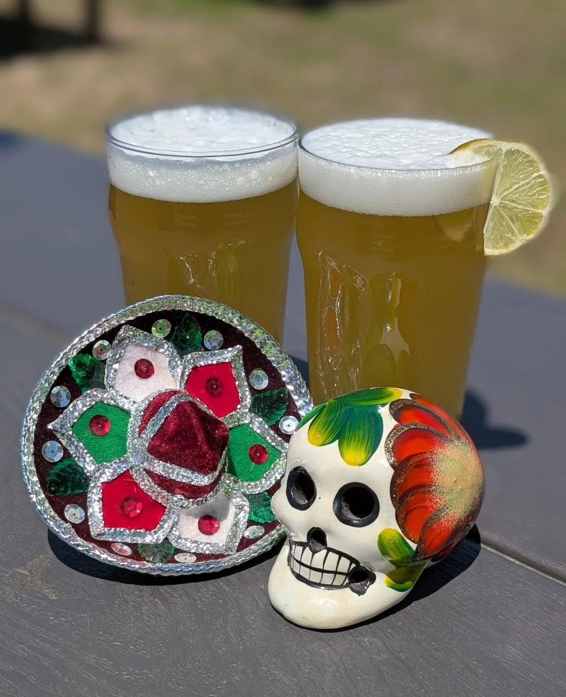 Cinco de Mayo at North South! 🍋&zwj;🟩🍺🌮 
We&rsquo;ve got everything you&rsquo;re looking for to celebrate in style! Taproom opens at 4:00pm on Tuesdays. 

🌮 Taco Arepa rolls in at 6:00pm!
🍺 Enjoy $5 flagship pours all day long!
🍻 Plus try our 