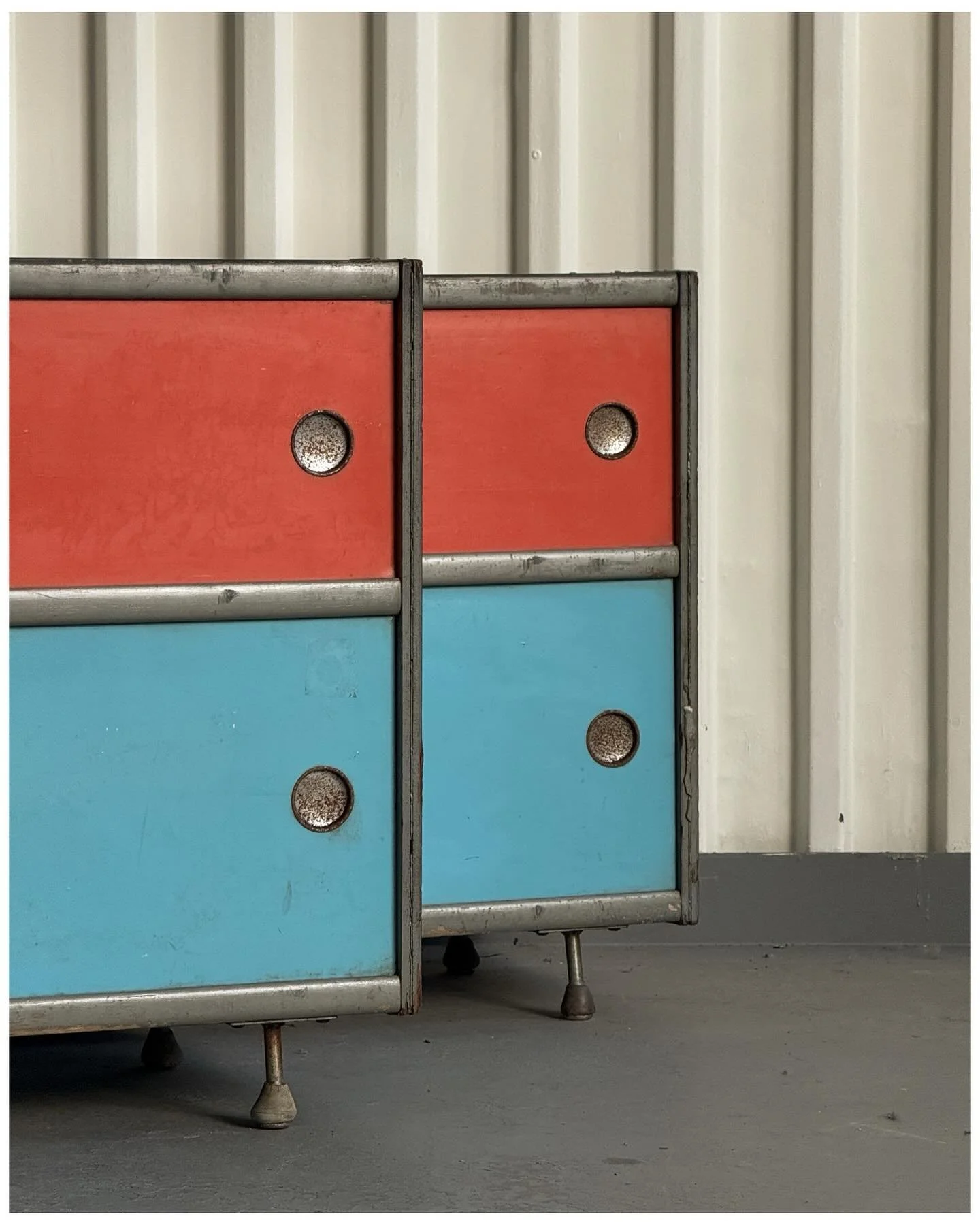 Bill Renwick for Brunswick c.1950s

Used in a children&rsquo;s classroom in west Michigan. See last slide for &ldquo;provenance&rdquo;. 

#billrenwick #brunswickfurniture