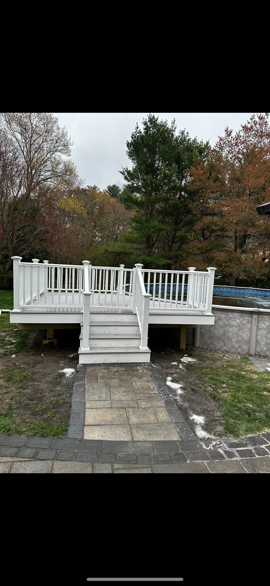 pool deck.JPG