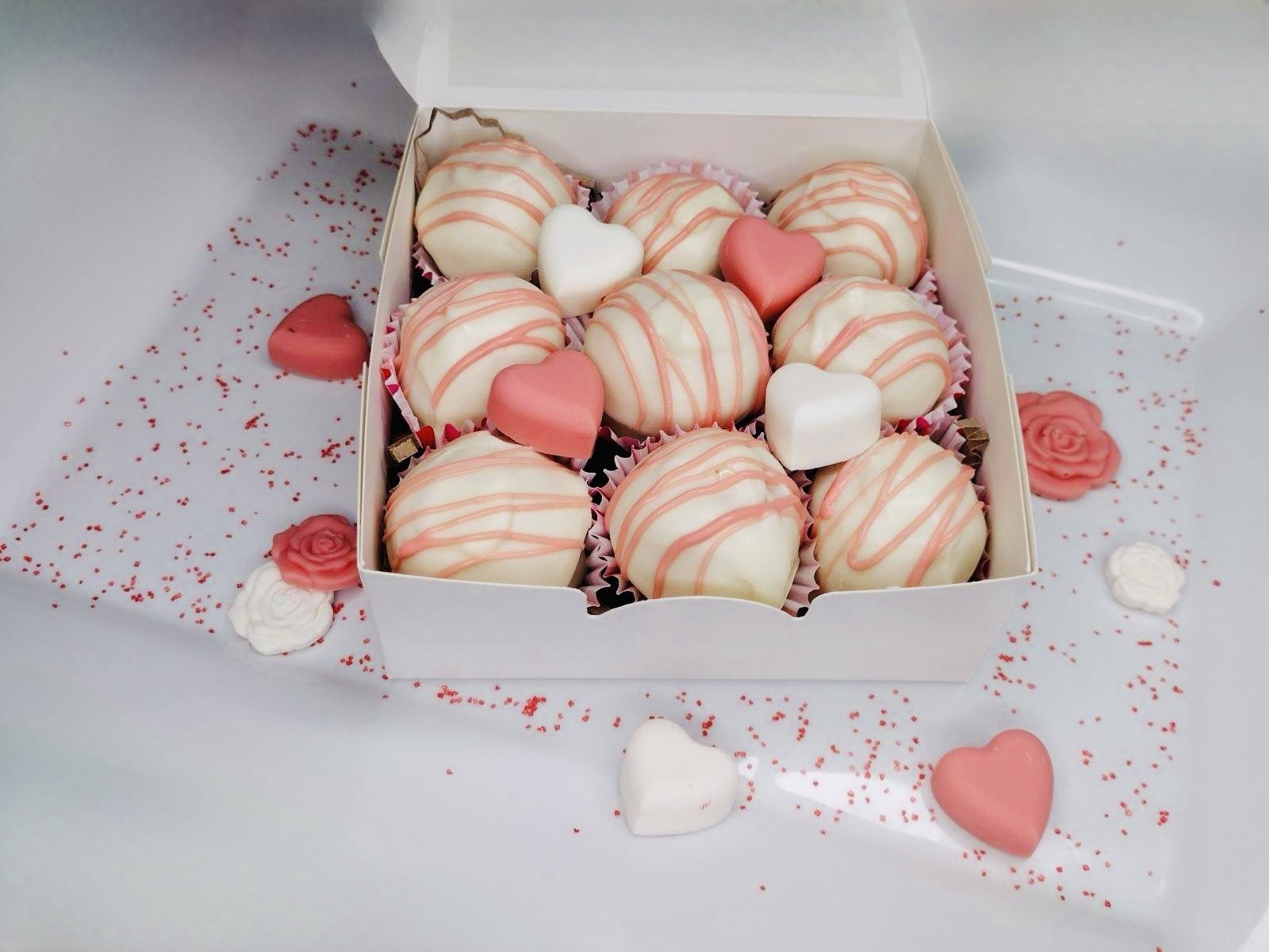 Vanilla Cake Bites - Valentine's Day Box