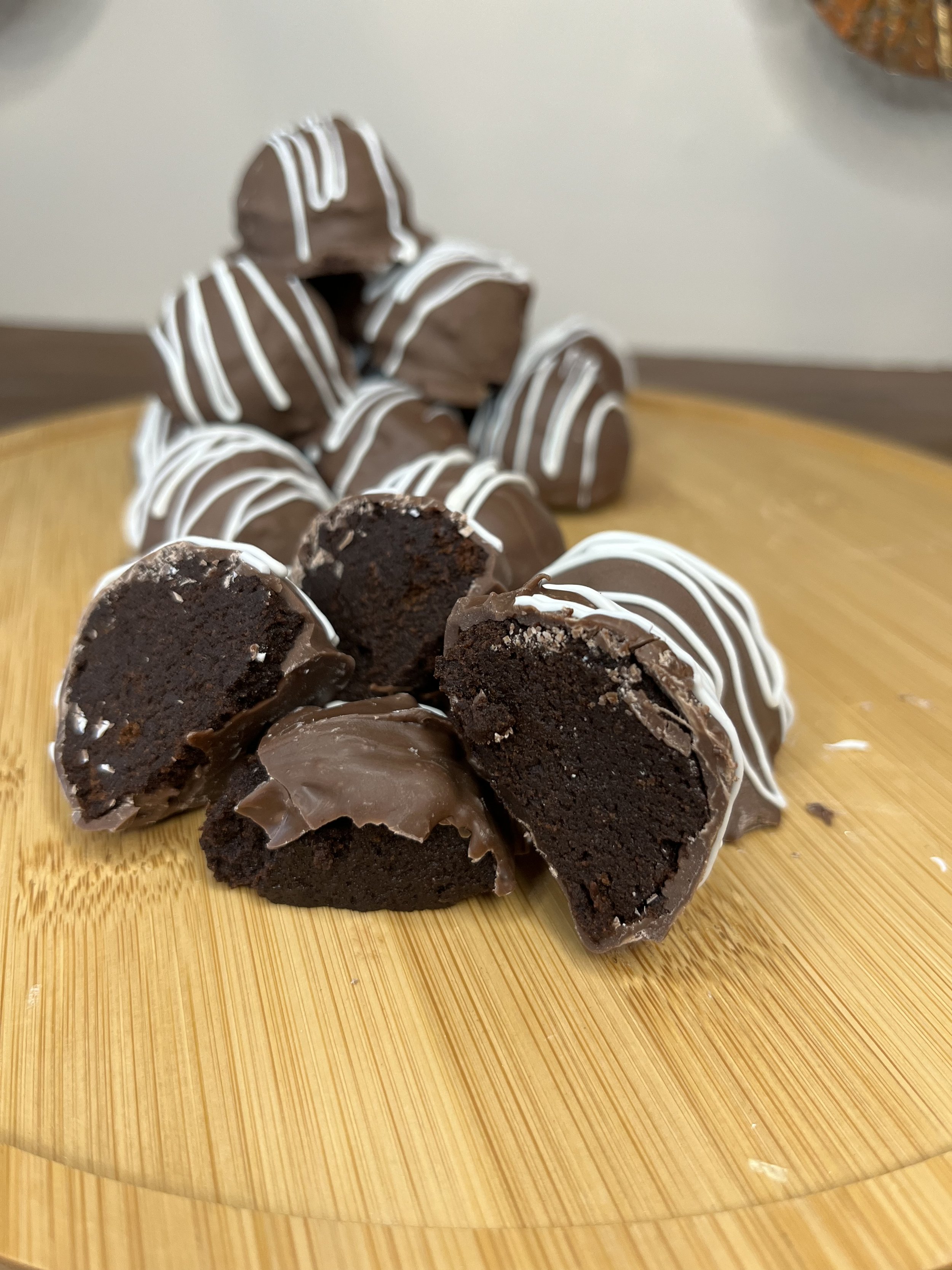 Chocolate Lovers Cake Bites - 1 Dozen