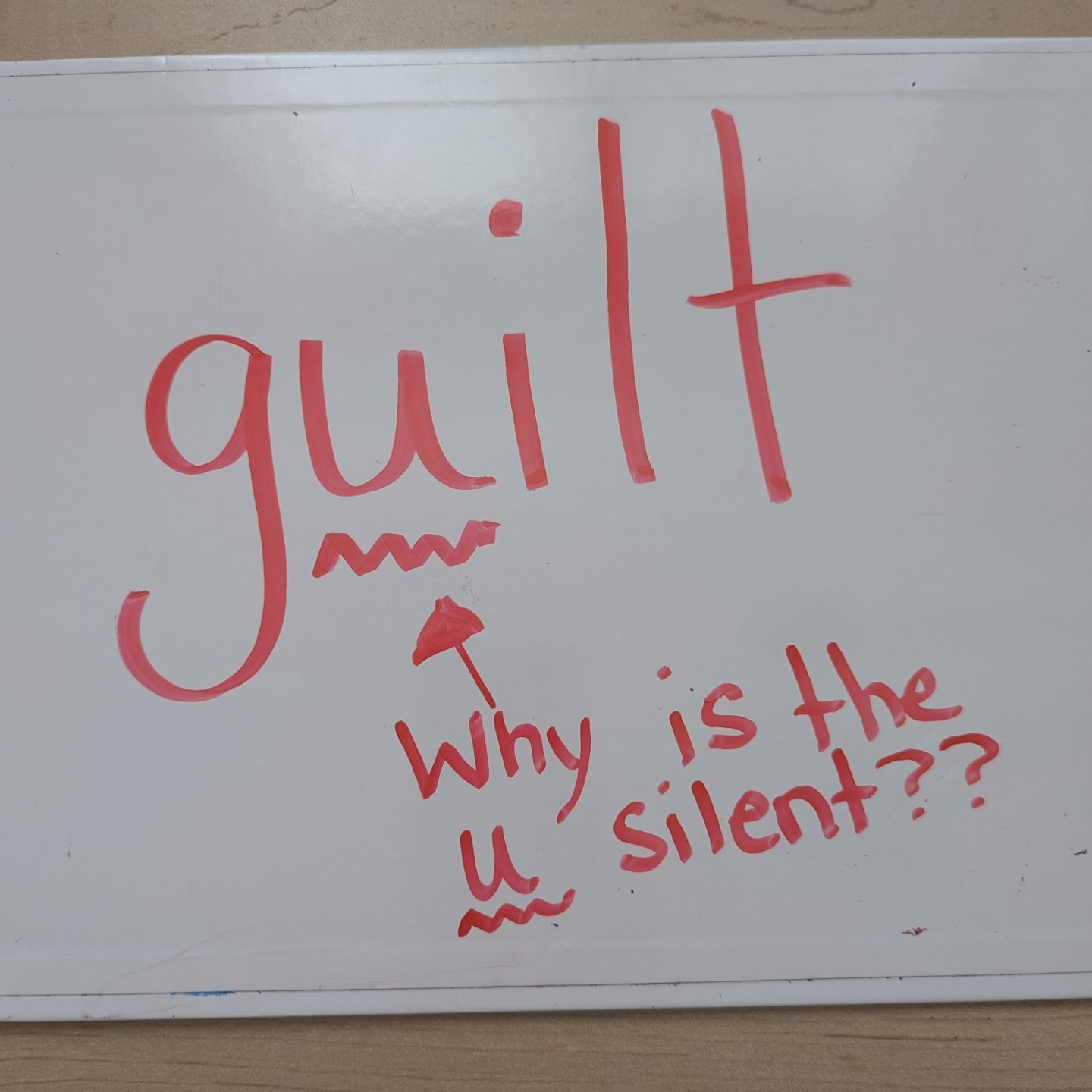 Ever wonder why U is sometimes silent after a G?? This explains why! 

Have any words that you are not sure why they are spelled the way they are?? 

Comment 👇 and I'll explain it next! 💜

#englishisweird #phonicsfun #hardandsoftg #englishfun #spel