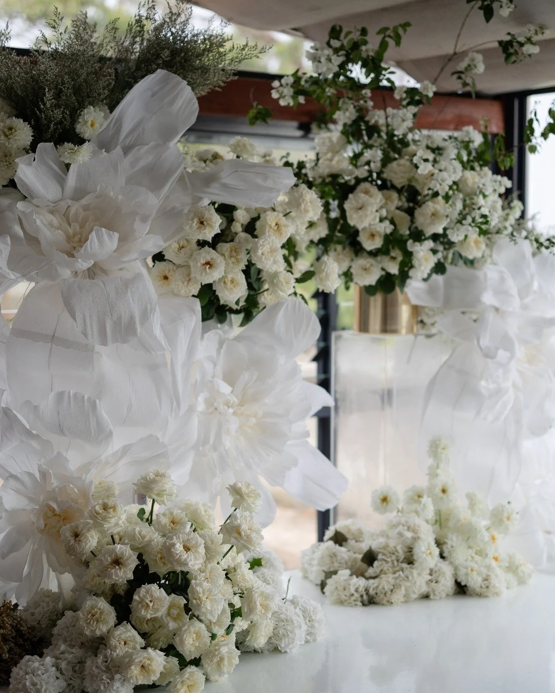Soft tones, delicate florals, table lamps mixed with candle light for ambience. It really is all the little details that make a wedding feel magical, elevated and unique 🤍.

There&rsquo;s something about cream florals &mdash; timeless, romantic, eff