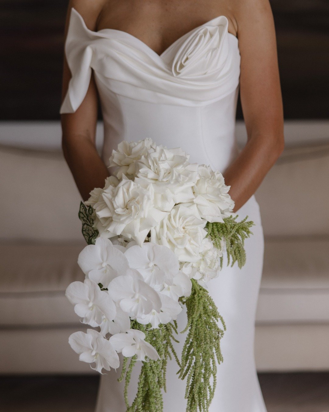 Set against Sydney&rsquo;s sparkling harbour, Victoria and Stephen&rsquo;s celebration was elevated by soft white and green florals 🤍

Lush arrangements, refined textures, and thoughtful details came together to create a setting that felt both conte
