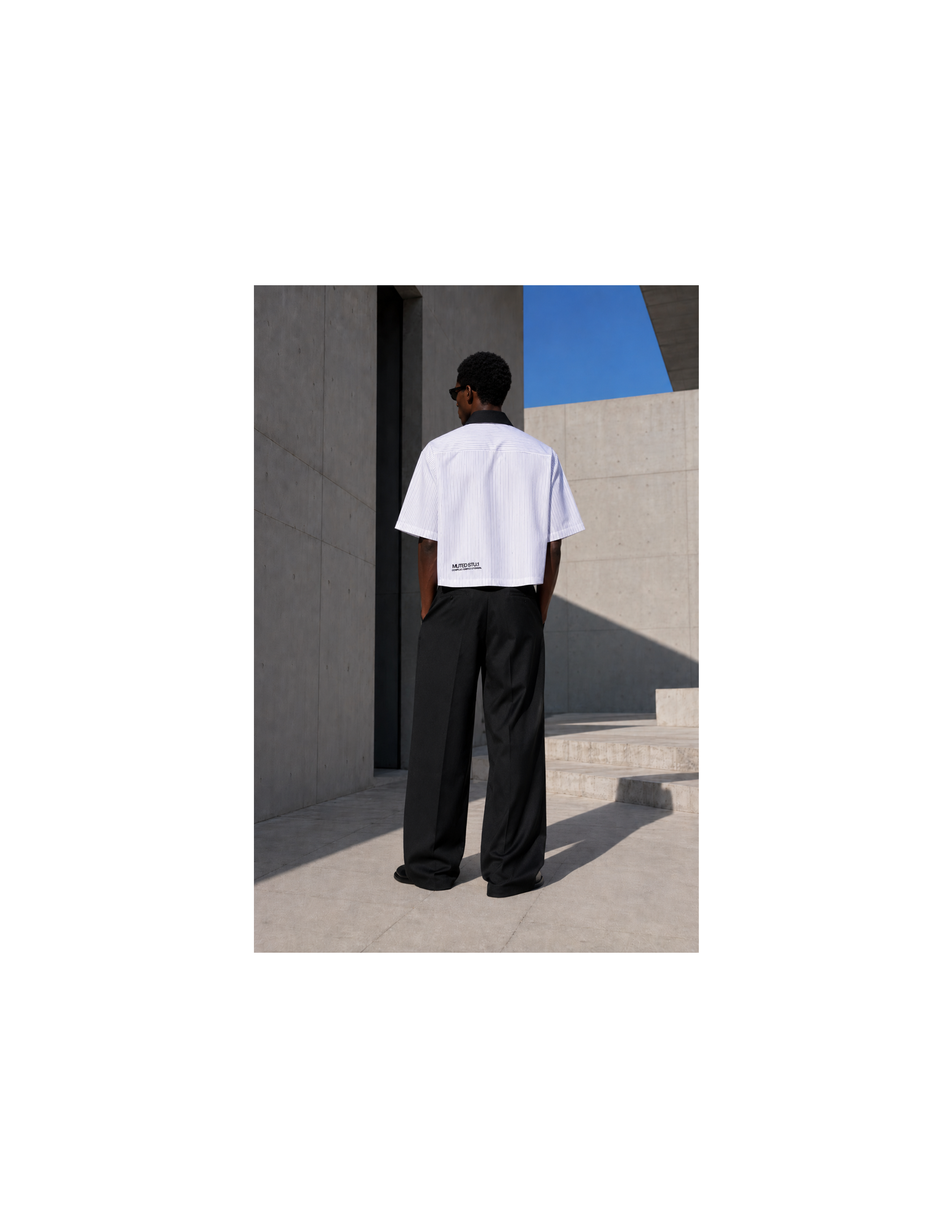 Strpie male back.png