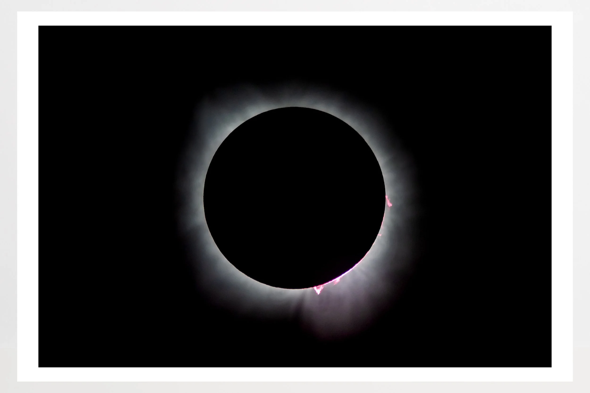 Eclipse Prominence 2024 Bordered.jpg