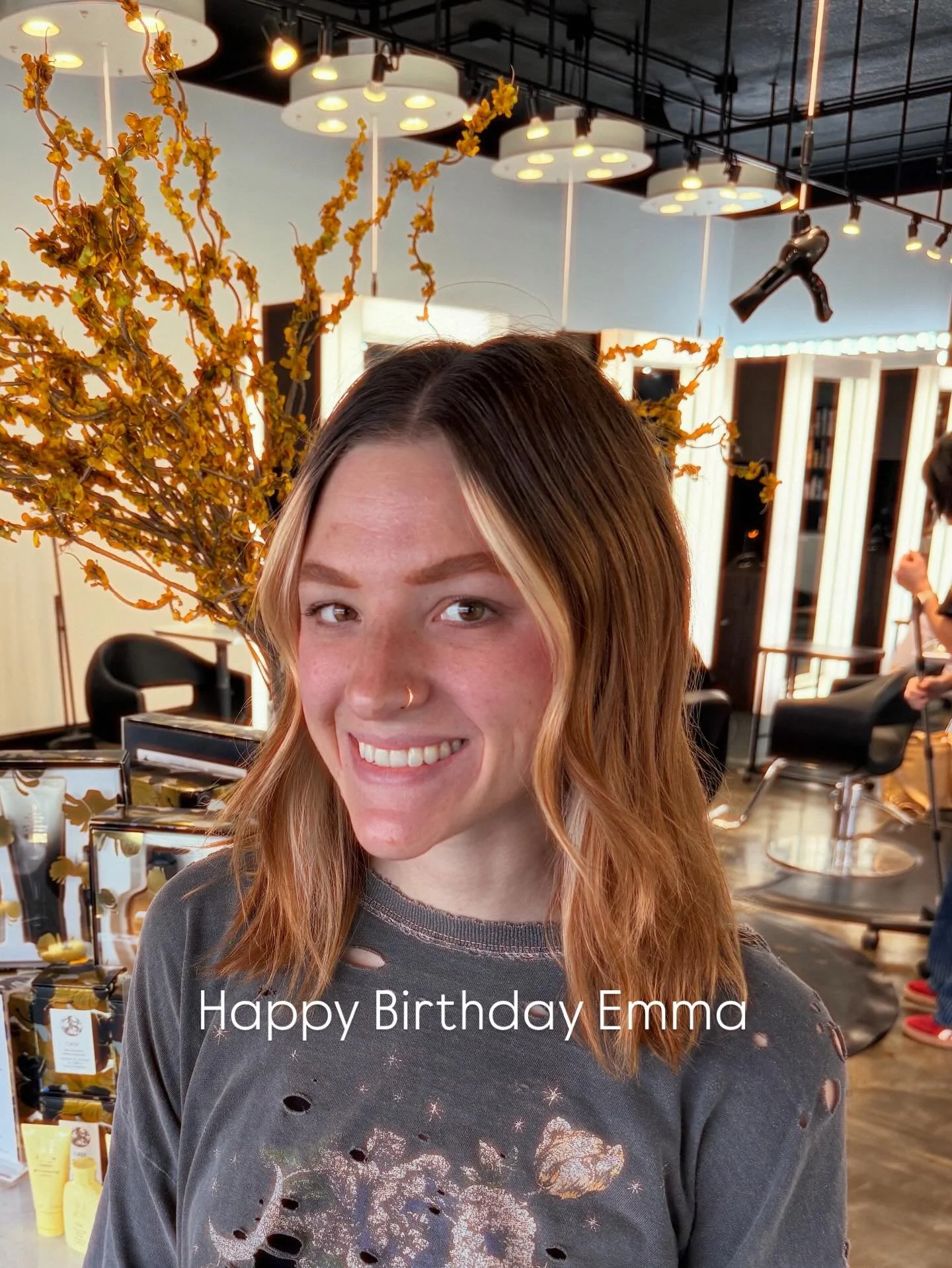 Happy birthday to the kindest soul and fun loving stylist, Emma! You brighten up the salon every day you work! We love you and hope you had the best day! 

#neverforgotten #salonhalobettendorf #quadcitieshairstylist #bettendorfstylist #birthdaygirl❤️