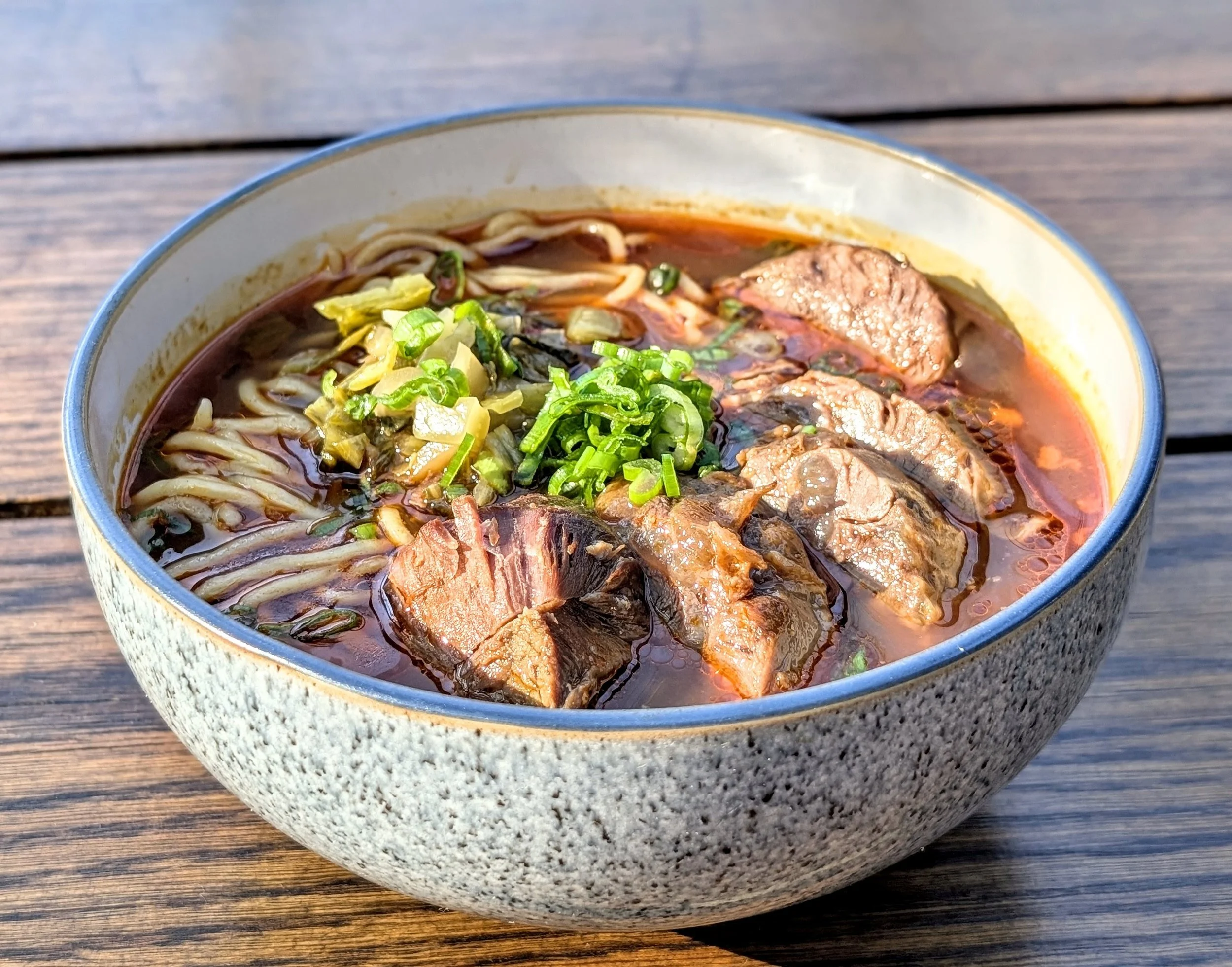 Red Braised Niuroumian (beef noodle soup) 紅燒牛肉麵