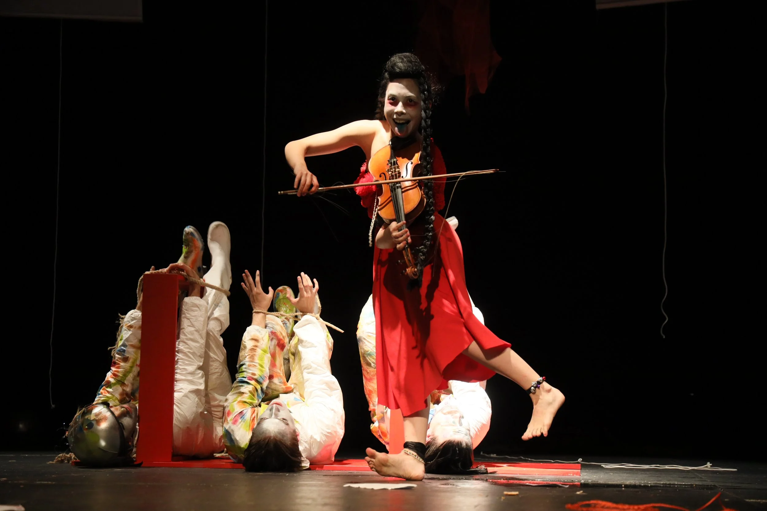 Baden-Badenska lekcija o saglasnosti. Bertolt Brecht. Original music.