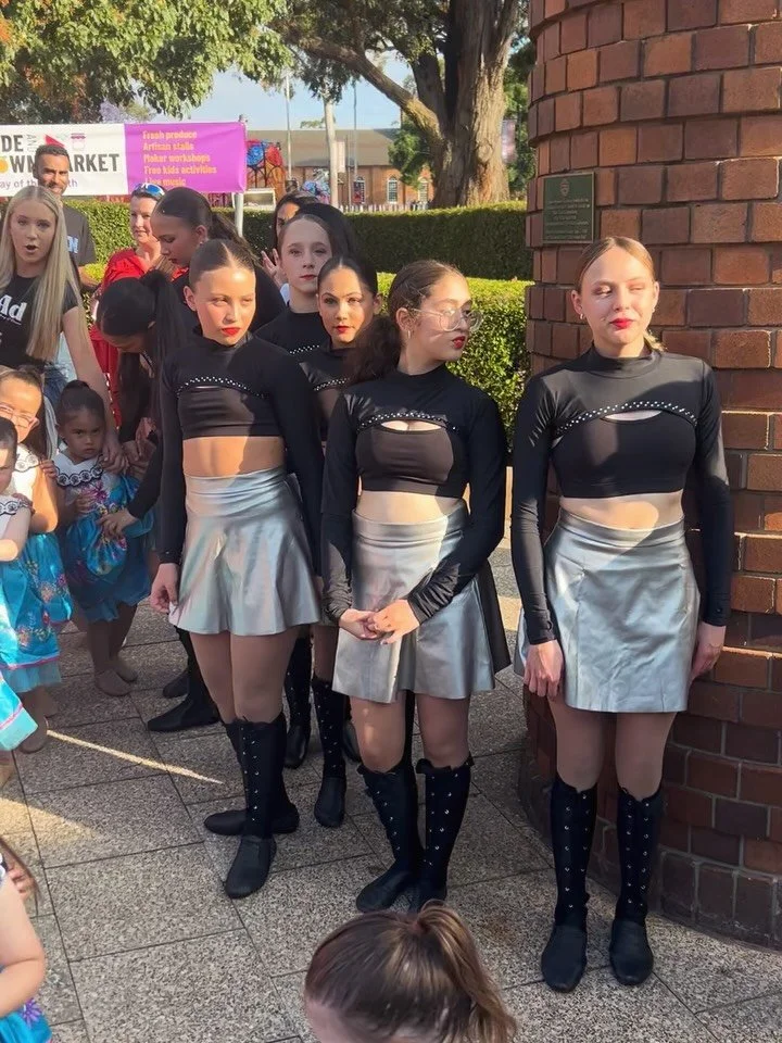 FISHERS GHOST 2025 👻 

Some of our students performing at the Twilight Street Festival for Fishers Ghost! So proud of all our dancers from the Tiny Tots to the Intermediates 🩷