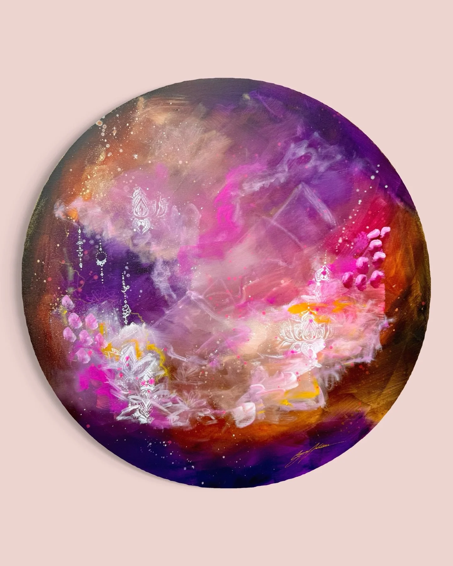 &rdquo;Elegia&rdquo;

80cm
Upeat kultaiset reunat

Saatavilla // 520&euro; sis.toimitus