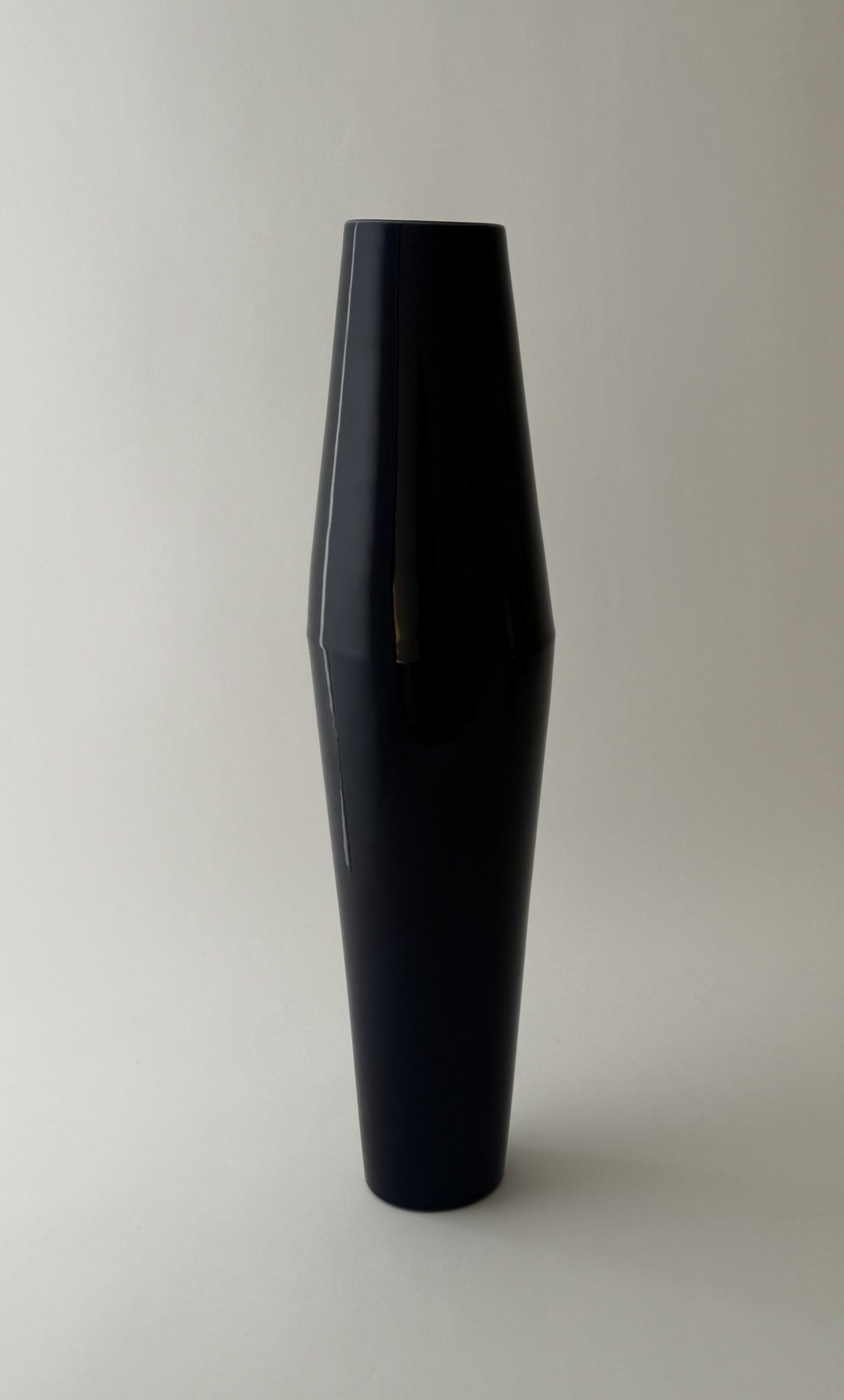 Double Side Vase OH