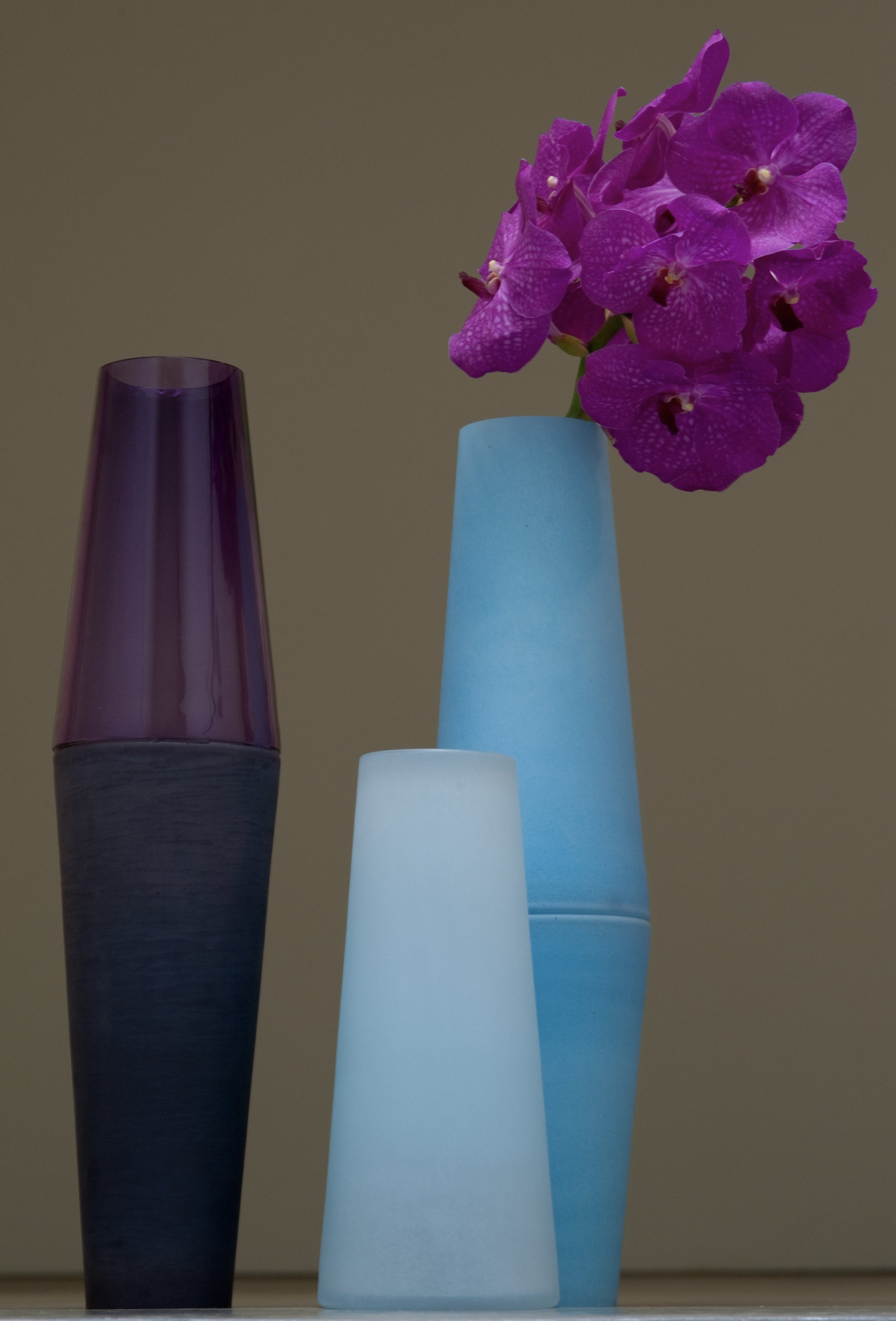 edition-gabi-faeh-oh, mono-studioglas-double side vases.jpg