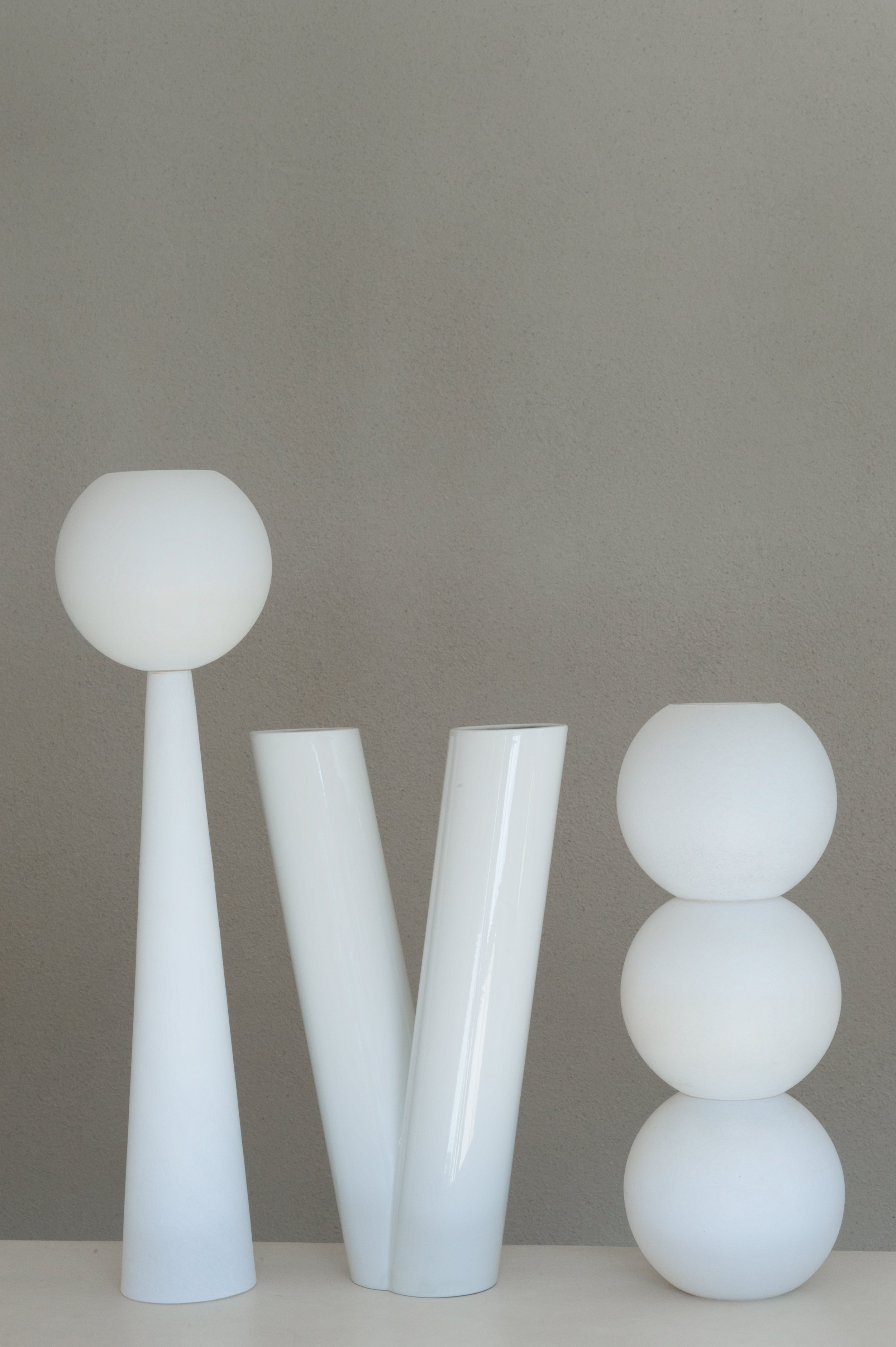 edition-gabi-faeh-conosfera-vu-trisfera-keramik-kristallweiss-vasen.jpg