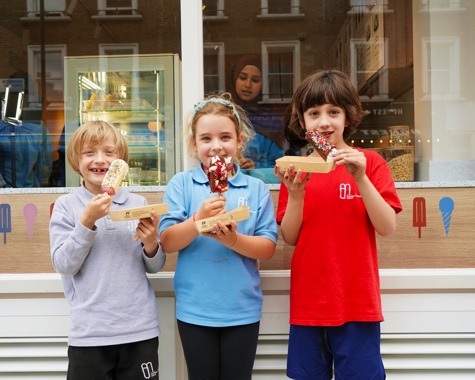 MarcCross-IceCreamShopBranding-Sticks&Cones-7.png