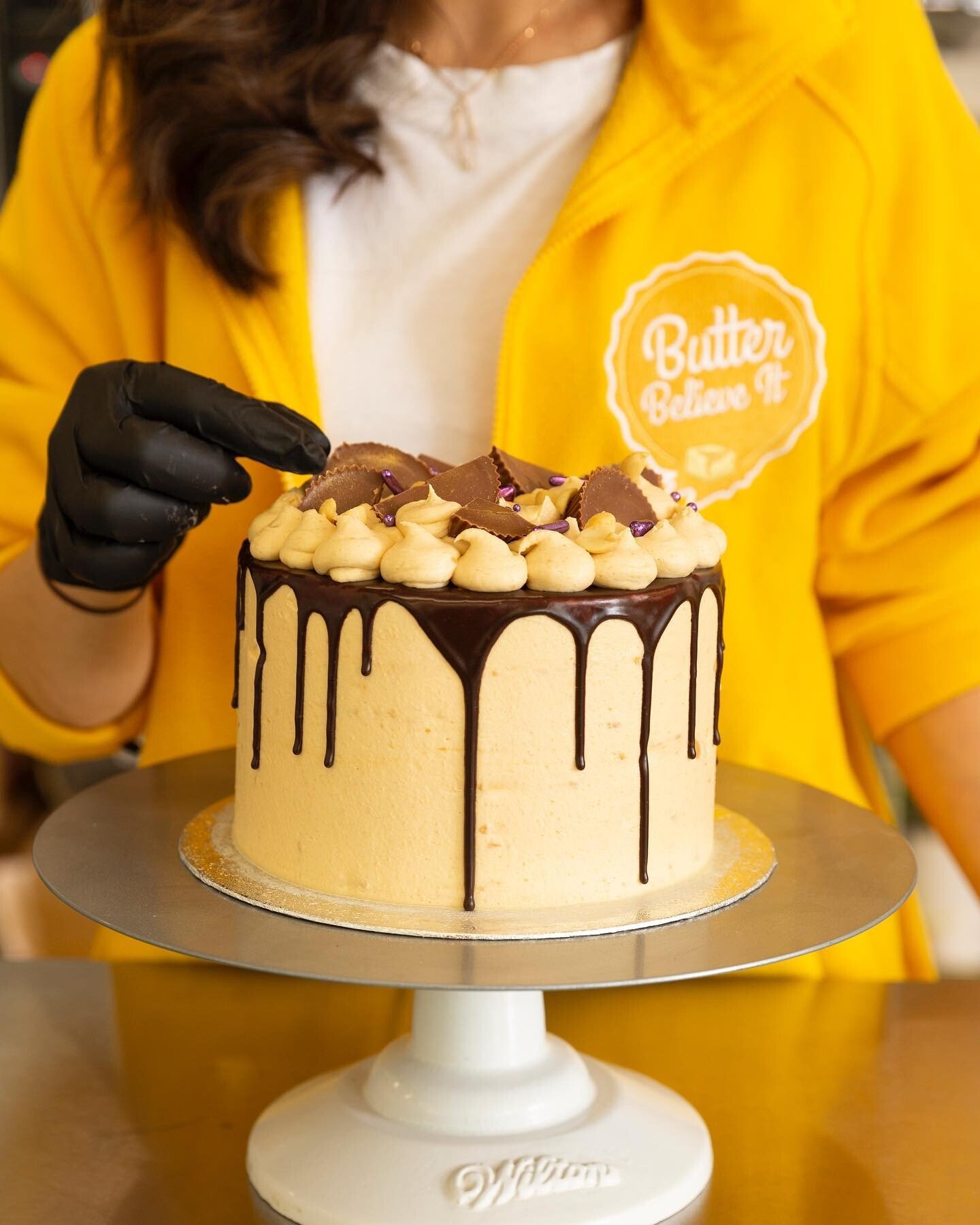 MarcCross-BakeryBranding-ButterBelieveIt-7.jpg
