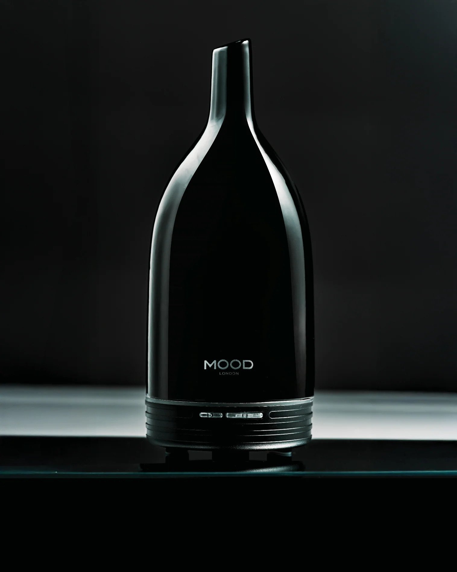 MarcCross-FragranceBranding-MoodLondon-1.jpg
