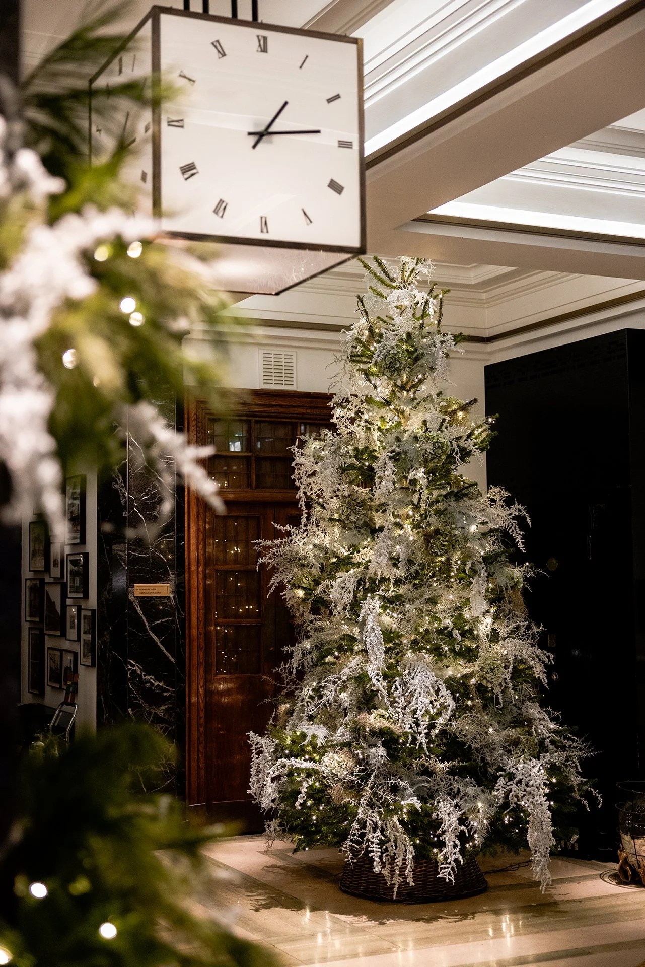 MarcCross-HotelBranding-TownHallHotel-42.jpg