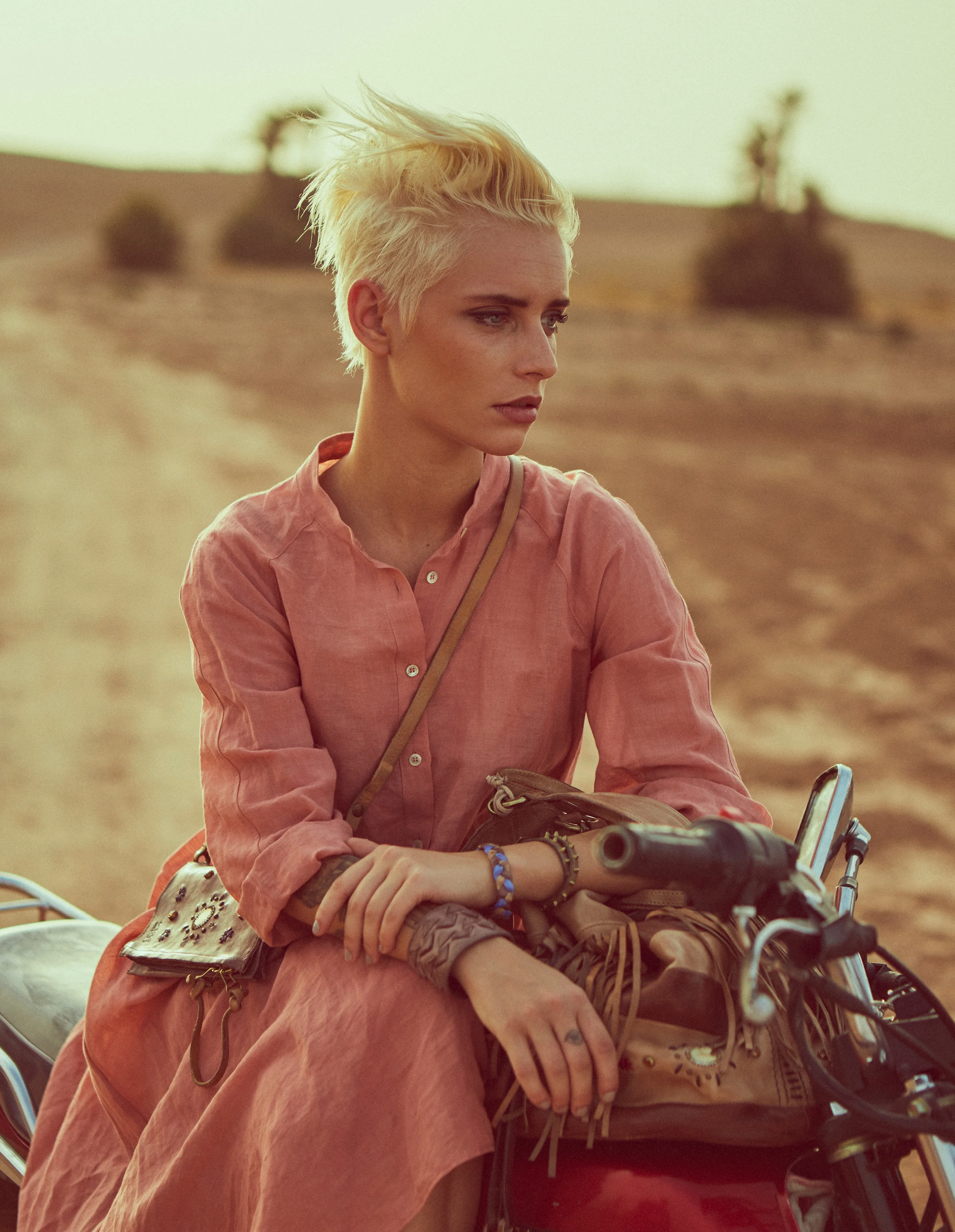 blank_communication_as98_ss17_2480x1600_04.jpg