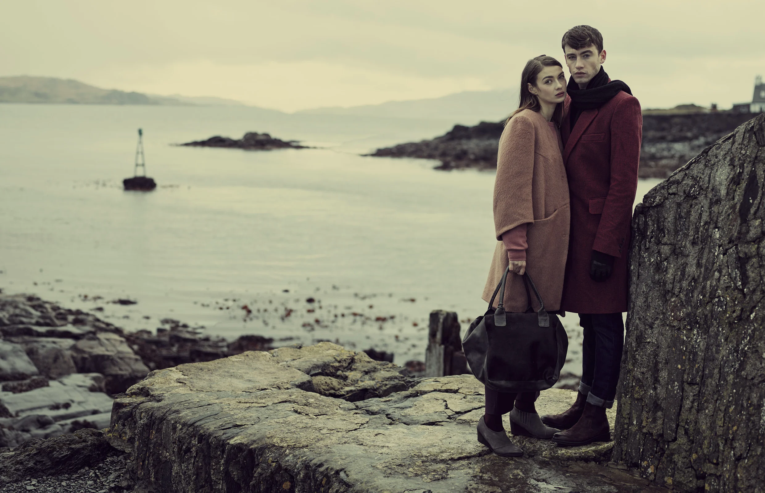 blank_communication_as98_aw17_2480x1600_08.jpg