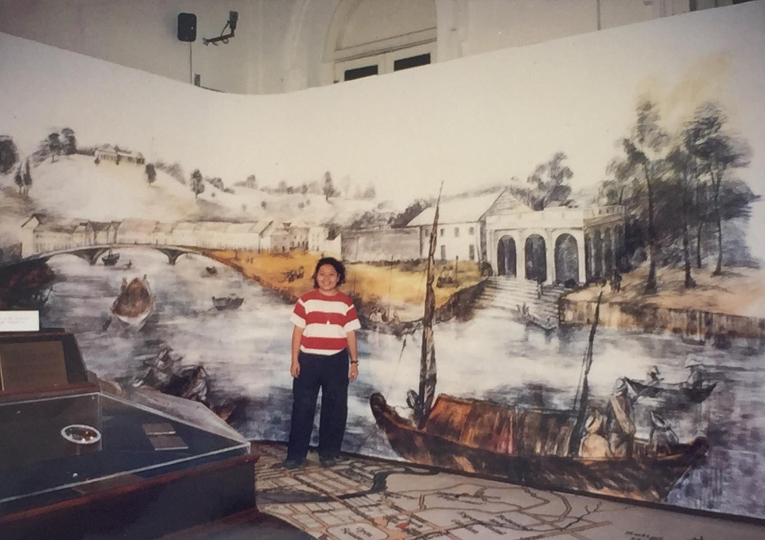 History of Fort Canning (Wall 1) (1997),
Charcoal and acrylic on wall