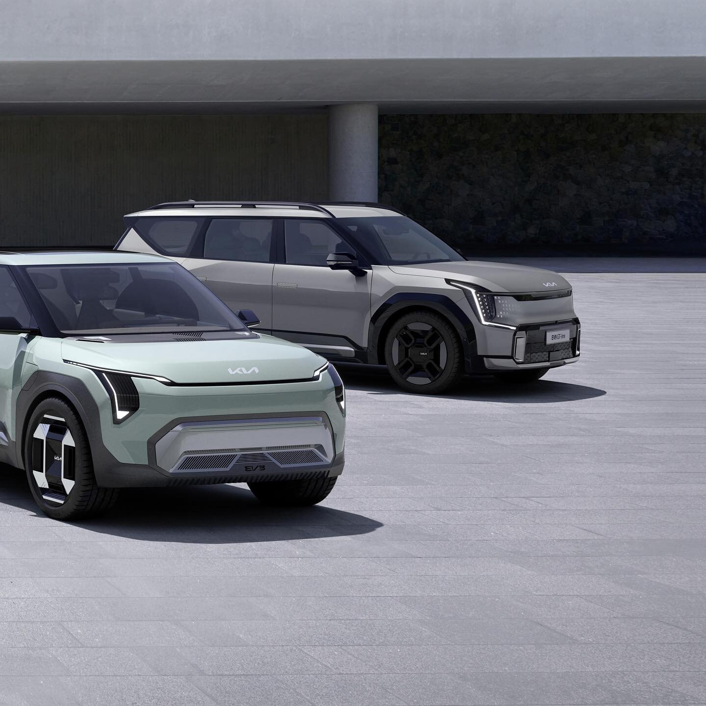Kia future EV line-up.

Introducing our production Kia EV5 and the two Kia concept cars, EV3 and EV4.

Congratulations to our design teams around the globe for their amazing work! 
Proud to be part of this journey! 

#kia #kiadesign #movementthatinsp