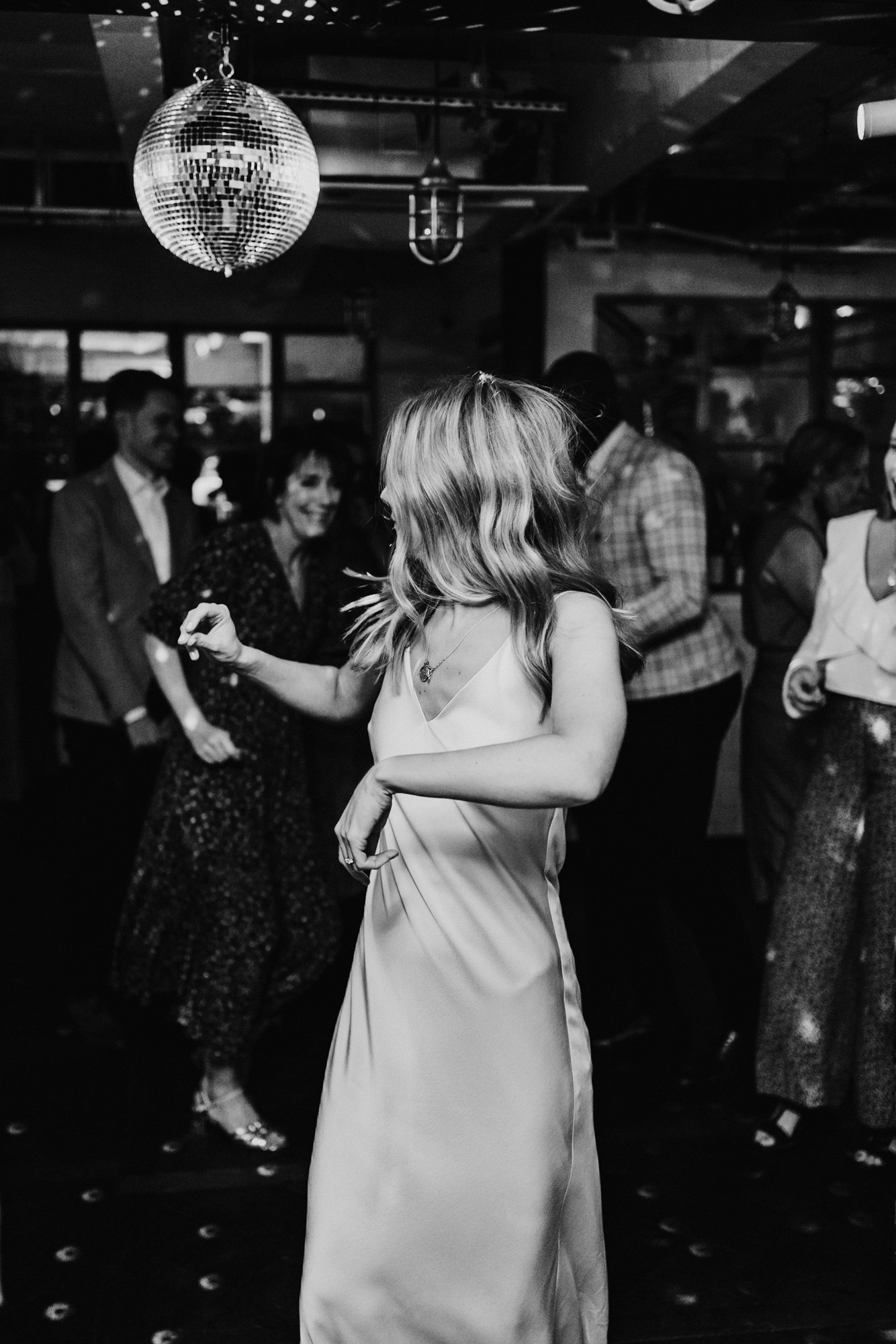 E&E_Zetter-Townhouse-London-Wedding_Chloe-Mary+(19+of+20).jpg