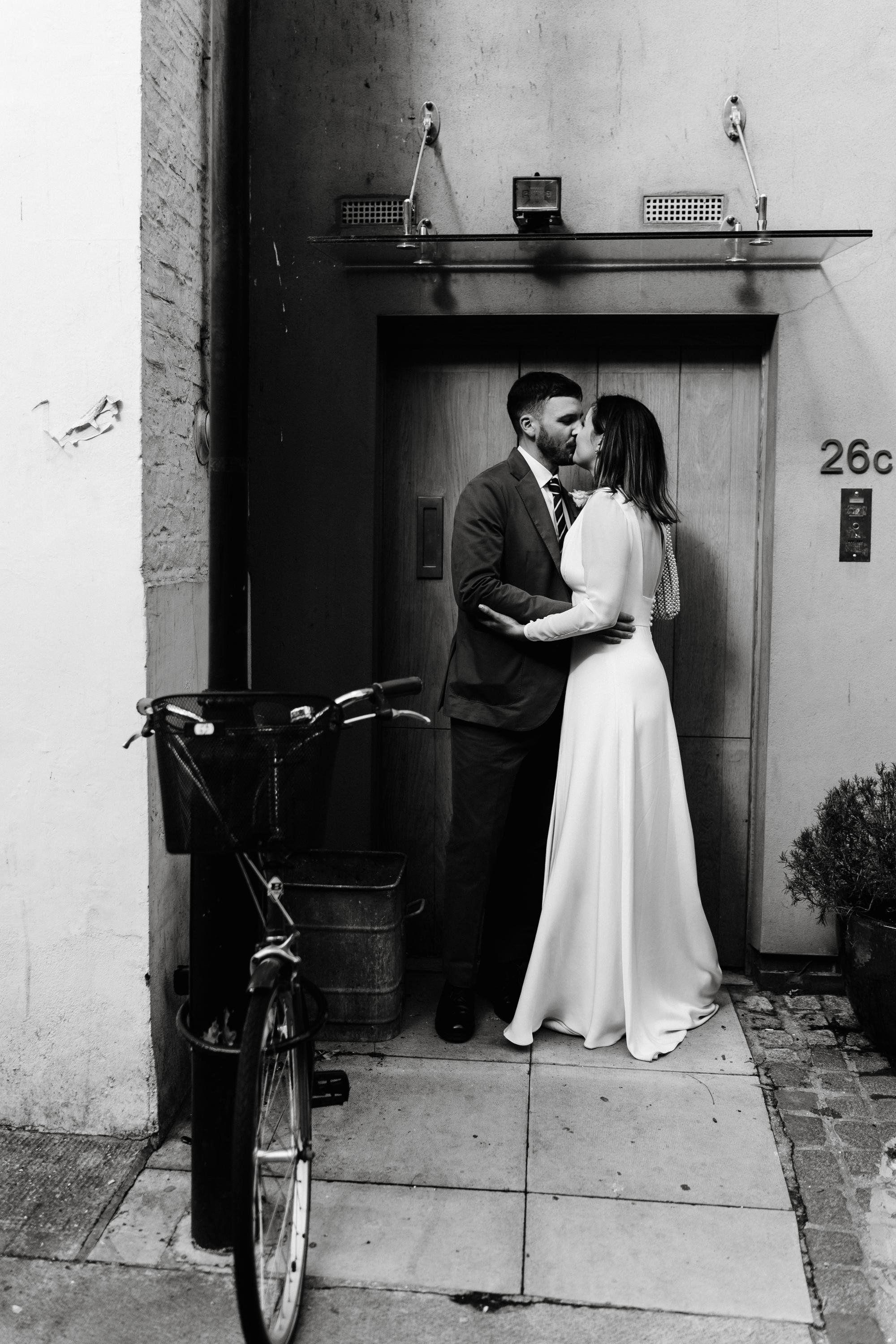 C&S_OMTH_The-Pelican-Notting-Hill_London_Wedding_Chloe-Mary-Photo (311 of 652).jpg