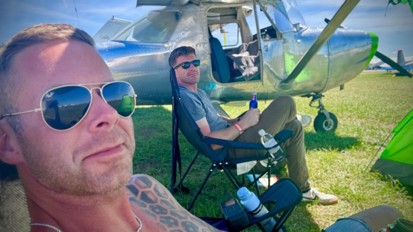 Day air show from the camp site. Low wings don&rsquo;t get shade privileges. 😏#TeamHighWing #SNF24 #SunNFun #aopa #aviation