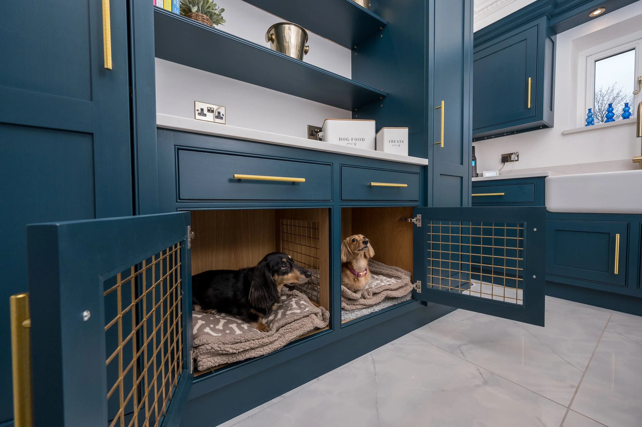 Photo of a bathroom cabinet 