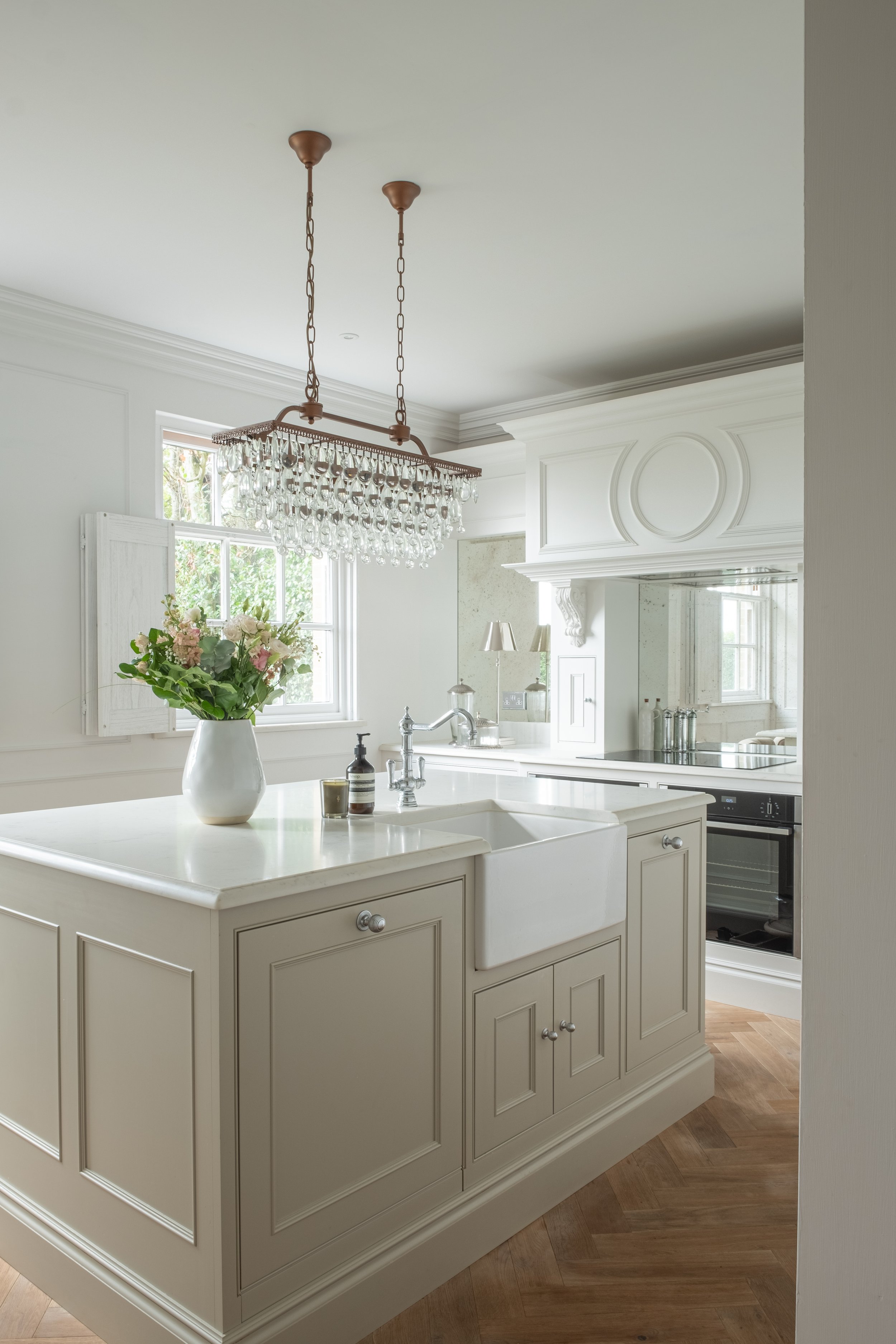 Elegant Countryside Kitchen