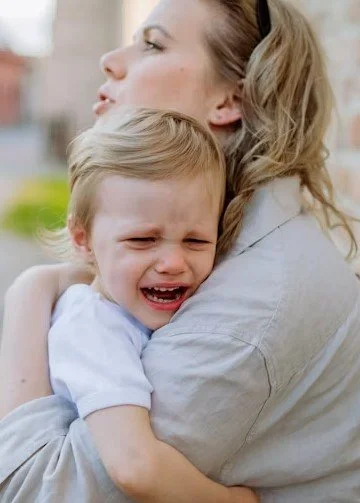 How to handle meltdowns in public places without stress