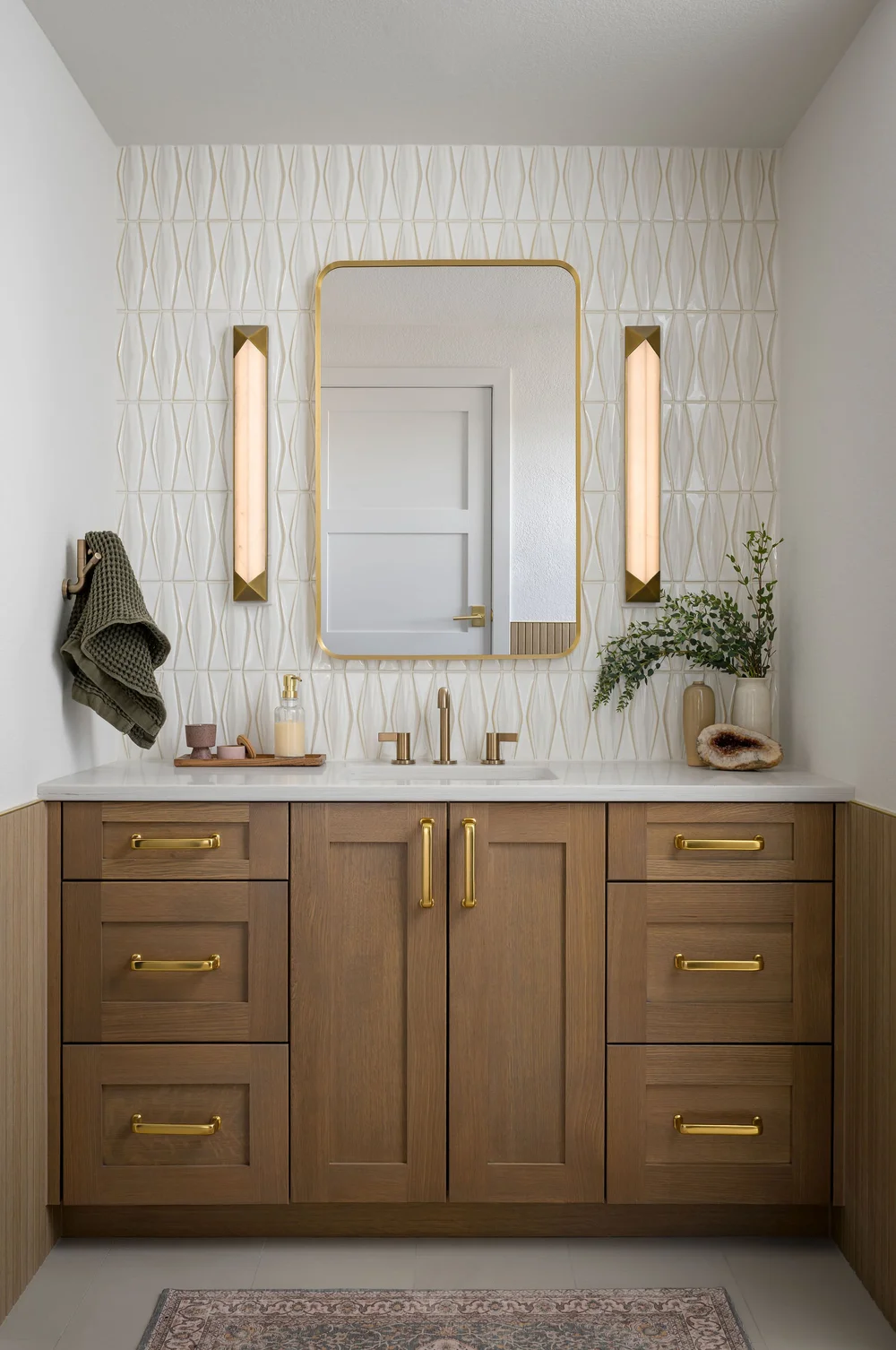 Accessible bathroom at the Deer Clover Way project in Castle Pines, third place in the 2026 NKBA PEAK Awards