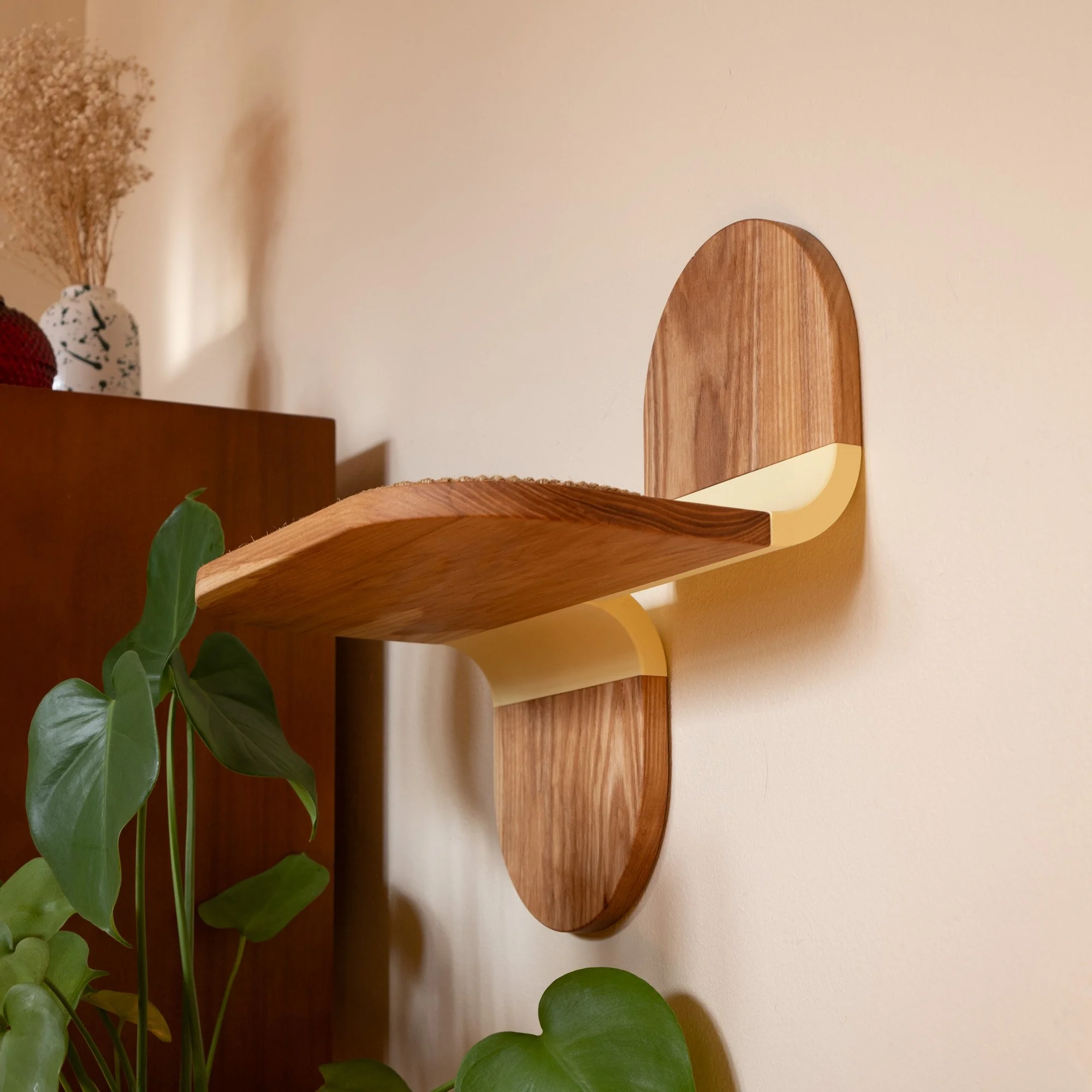 Cat Lounger Product Photo - 02.jpeg