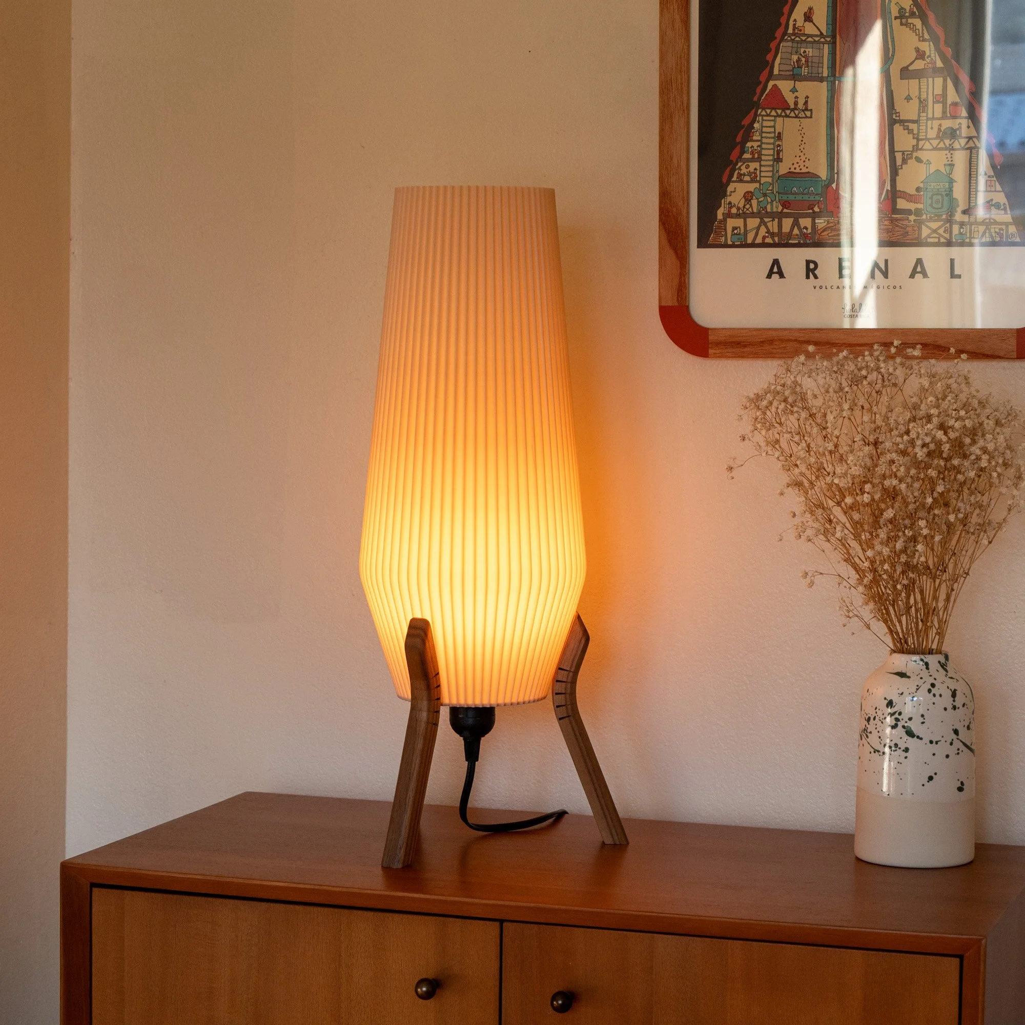MCM Lamp Product Photo 01.jpeg