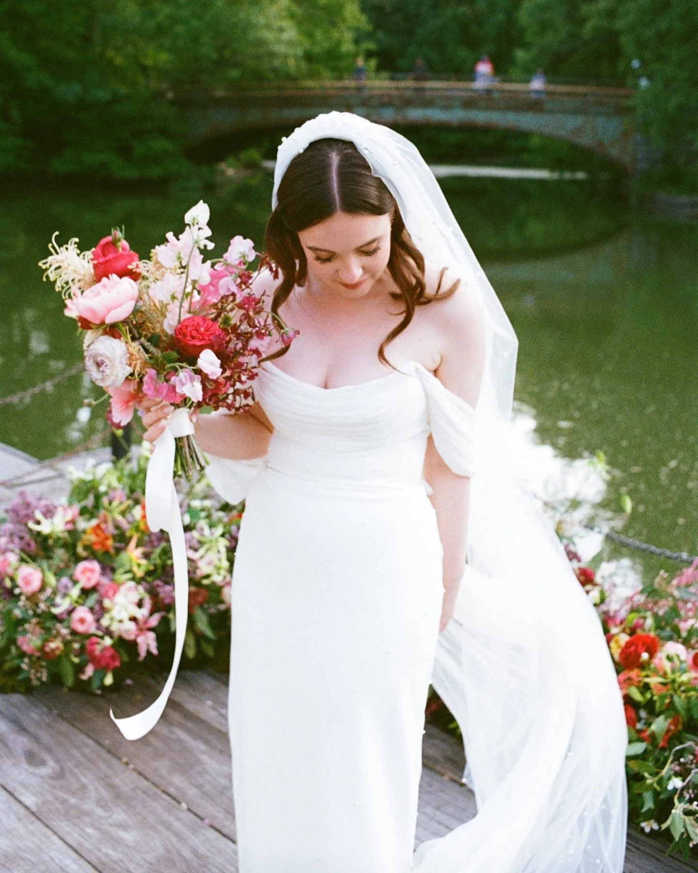 Chelsea &amp; Bryan - Boat House, Prospect Park, Brooklyn. 

Shot on @kodak film and digital for @giannaleofalcon 

&bull;

&bull;

&bull;

&bull;

&bull;

&bull;

#weddingfilmphotographer #brooklynwedding #brooklynfilmwedding #filmphotographic #wedd