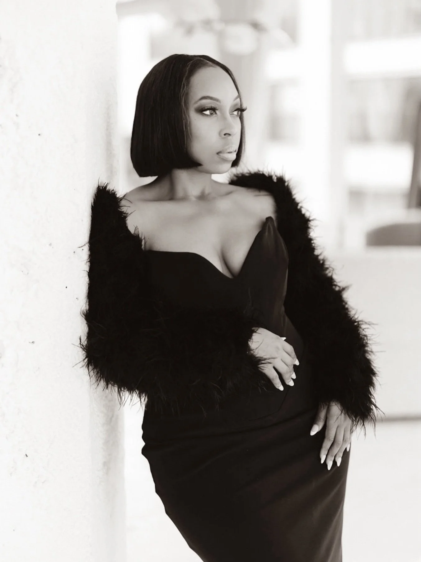 happy valentine&rsquo;s day 🖤

to all my single ladies balancing corporate meetings, creative dreams, businesses and standards. this day is for you too. whether your dressing up for a dinner reservation, taking yourself out on a solo date, or loggin