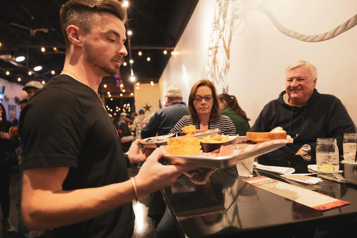 OPEN TODAY!!

Come on out today to experience Lassos!! The food and drinks are calling your name!!🐴

Doors open at 4
-LASSOS