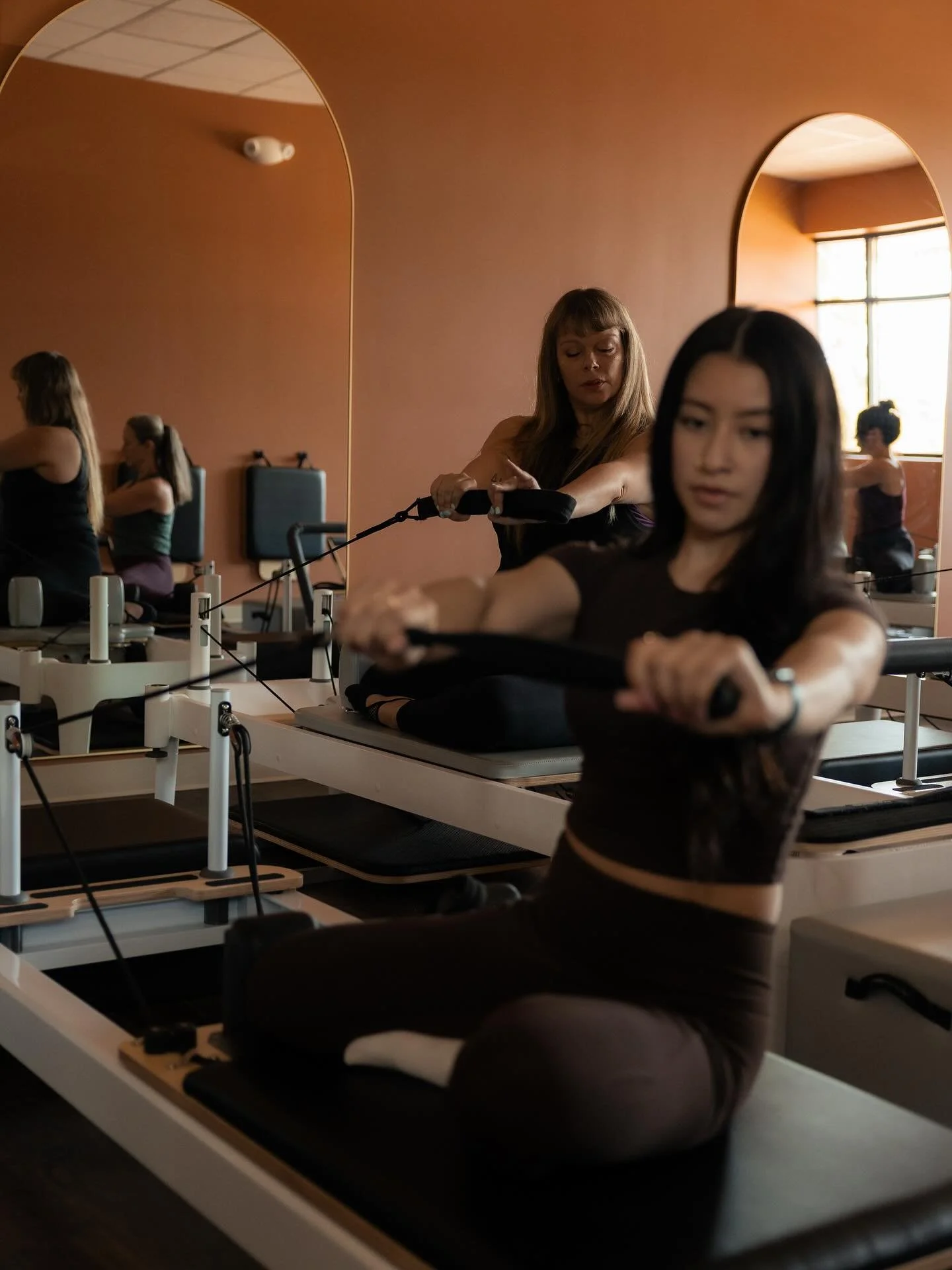 Pilates: because your spine wasn&rsquo;t designed to suffer for your 9&ndash;5.
But keep skipping class your chiropractor&rsquo;s retirement plan depends on it. 💀

#reformerpilates #yogastudio #workout #workaholics #viralpost❤️ #trendingnow #ig #fyp
