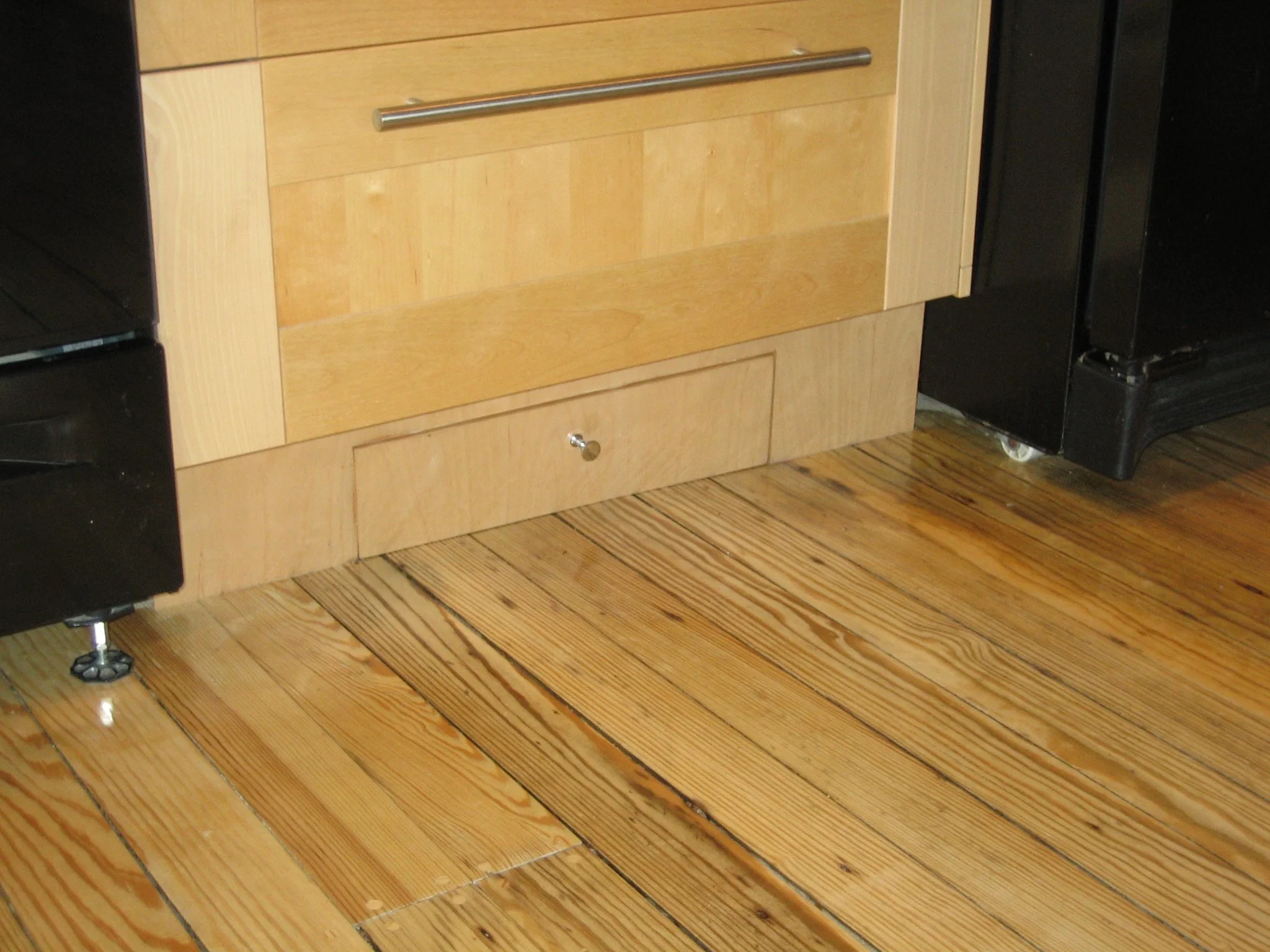 12-hidden step stool .JPG