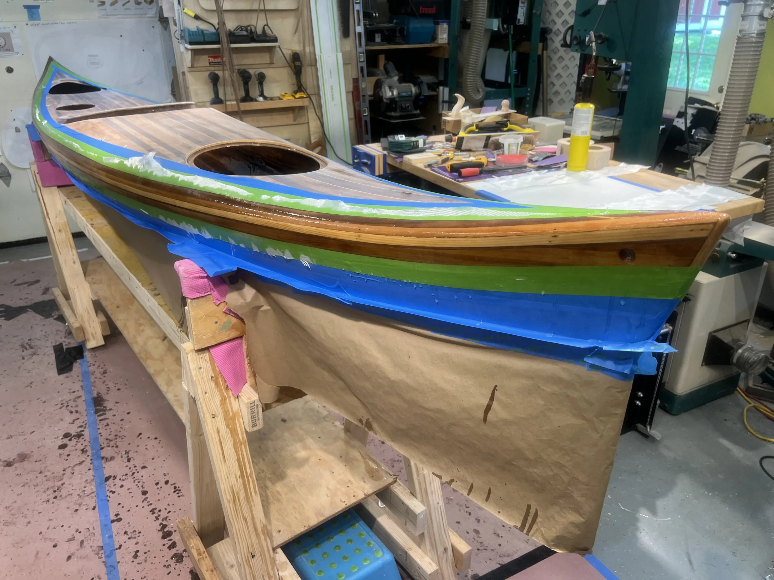 deck to hull outer seam.jpeg