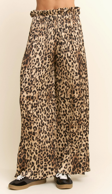 Leopard Print Pant Set4.png