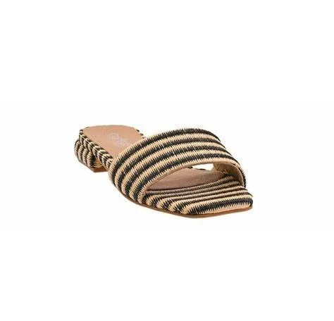 black flats4.jpeg