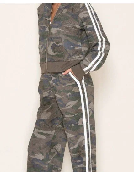 Camo Jogger Set.jpg