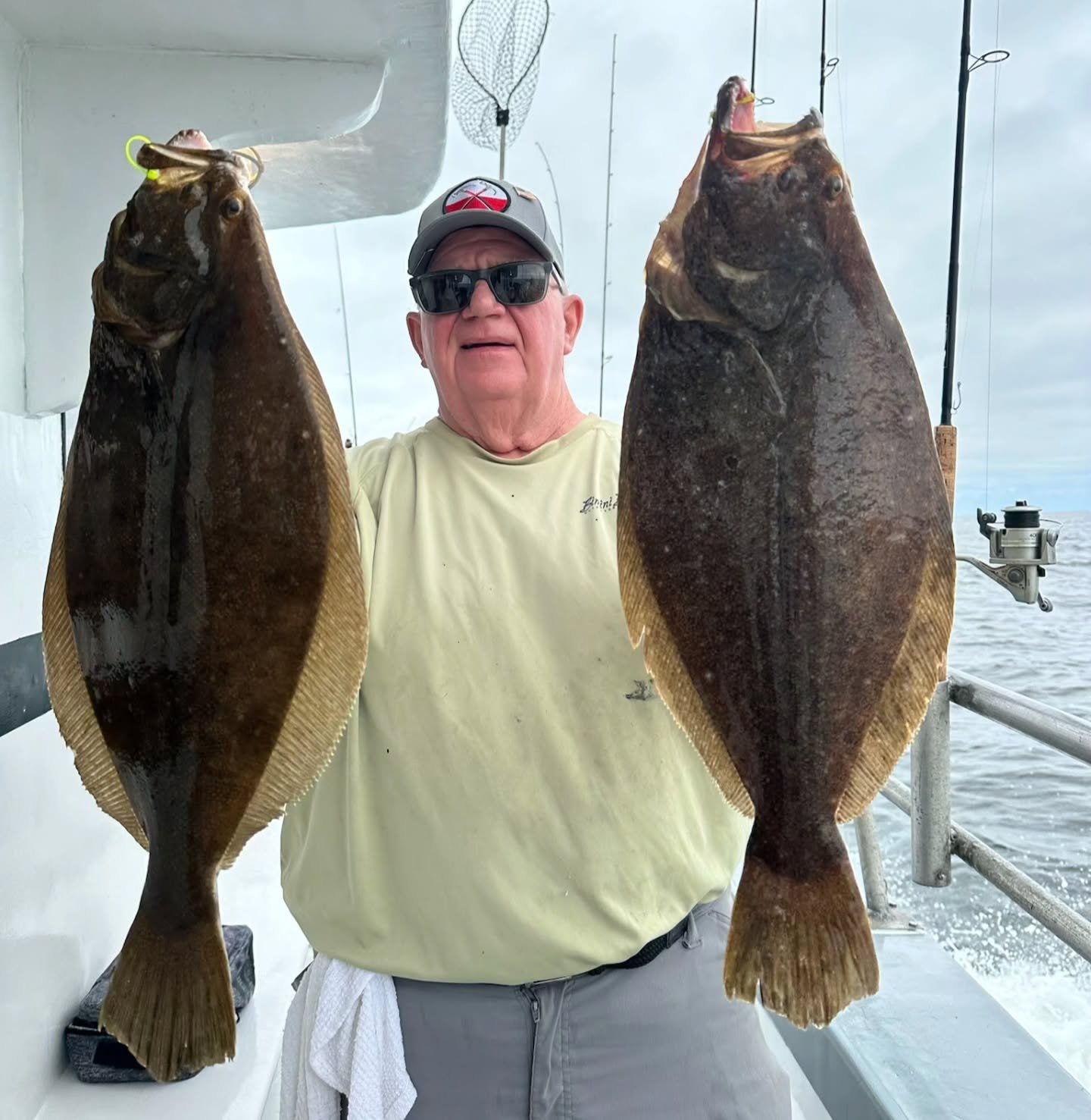 Made our way out this morning with another uncomfortable roll from the SE. Bounced around where we saw some life yesterday and it was very dull. Odd keeper here and there with a couple shorts and Seabass in the mix. Took a ride and found some fish to