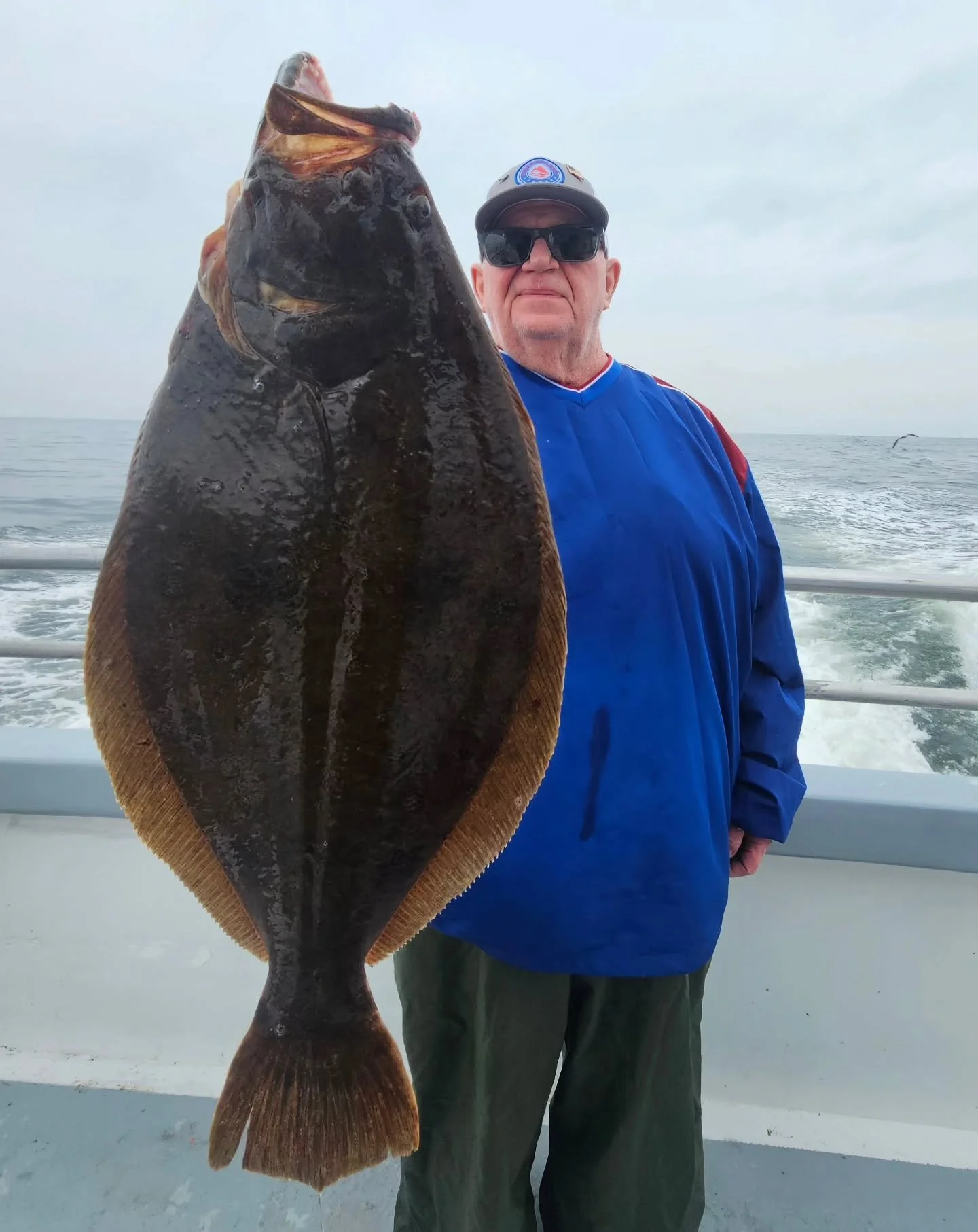 New seasonal pool leader!!! Lots of quality today for our light crowd that braved the rain. Steve led the way with an 8lb 5oz beauty on his first drop this morning that took the lead in our seasonal pool. Picked and plucked early on, lots of bouncing